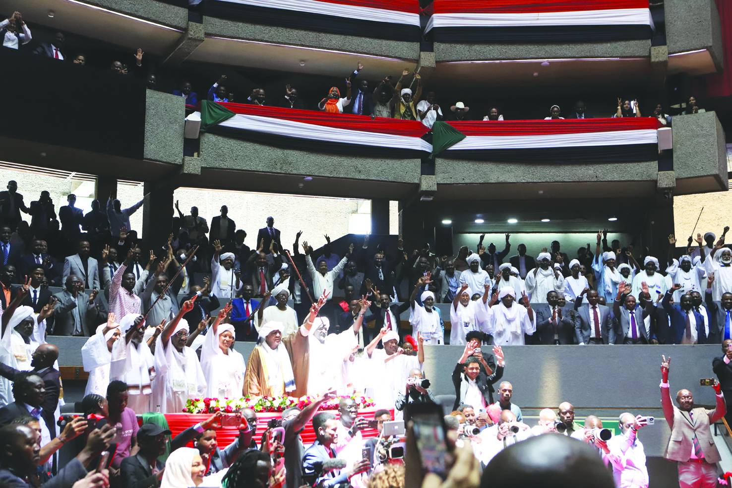 من اجتماع نيروبي لتشكيل حكومة موازية بالسودان في 18 فبراير 2025 (أ.ب)