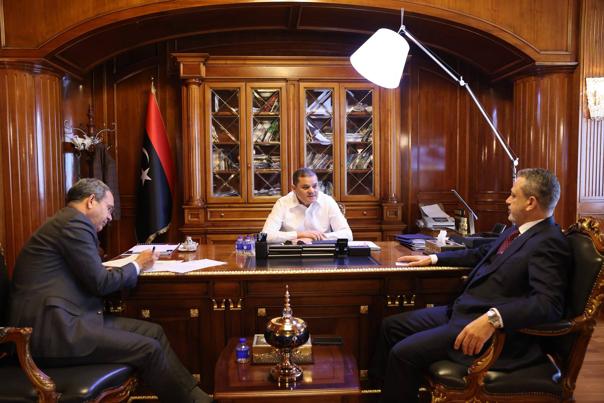 402421 تعزيزات أمنية متبادلة في طرابلس والزاوية