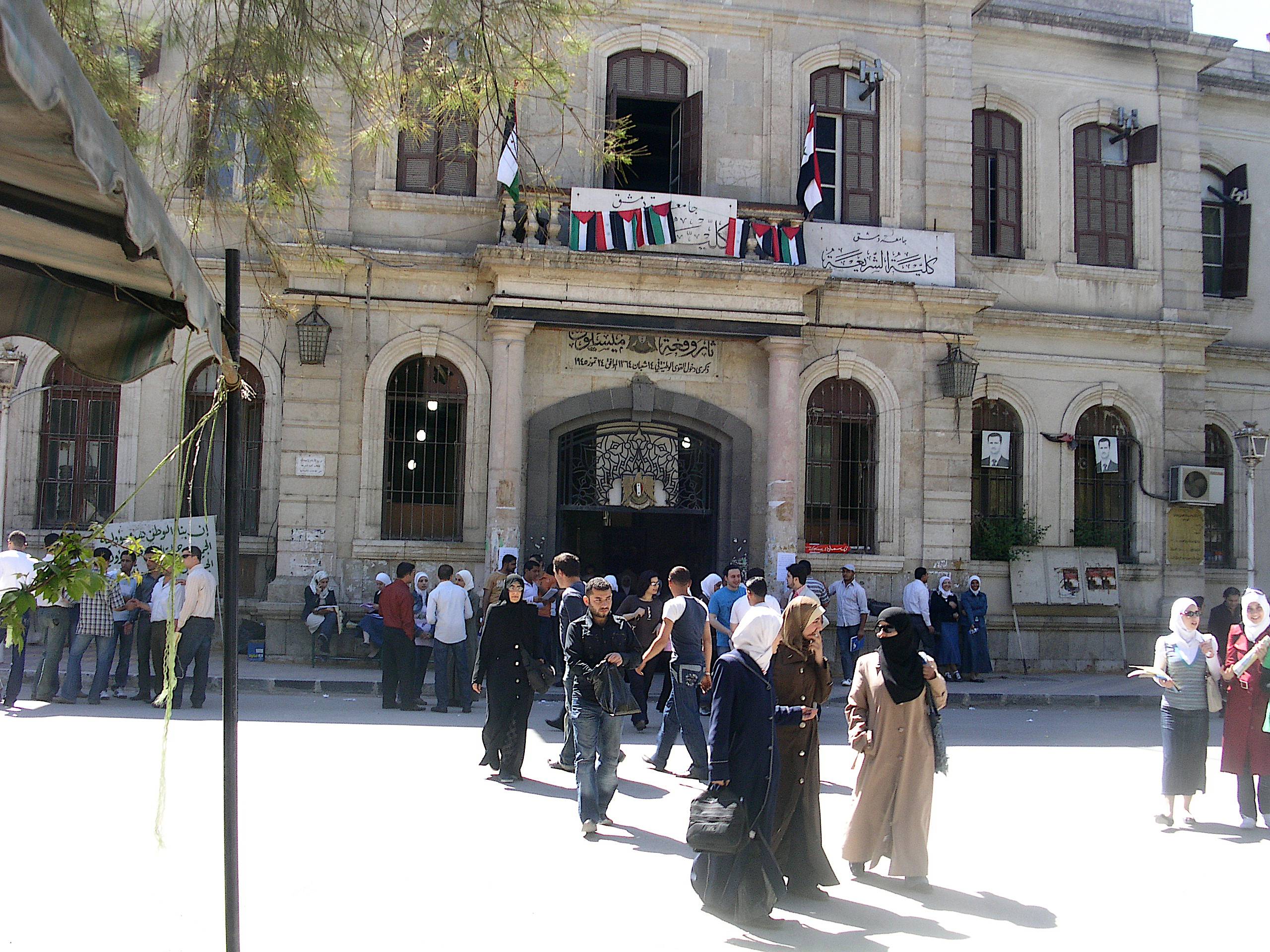 دمشق تتعلم الفارسية والروسية في سنوات الهيمنة