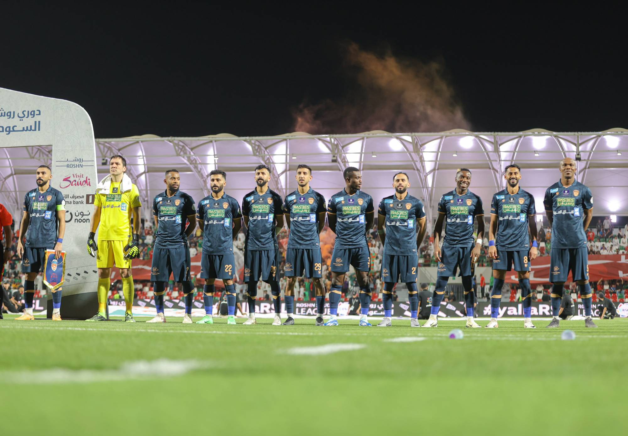 638676 الأهلي يتصدر غرامات الدوري السعودي... والفيحاء «مثالي»