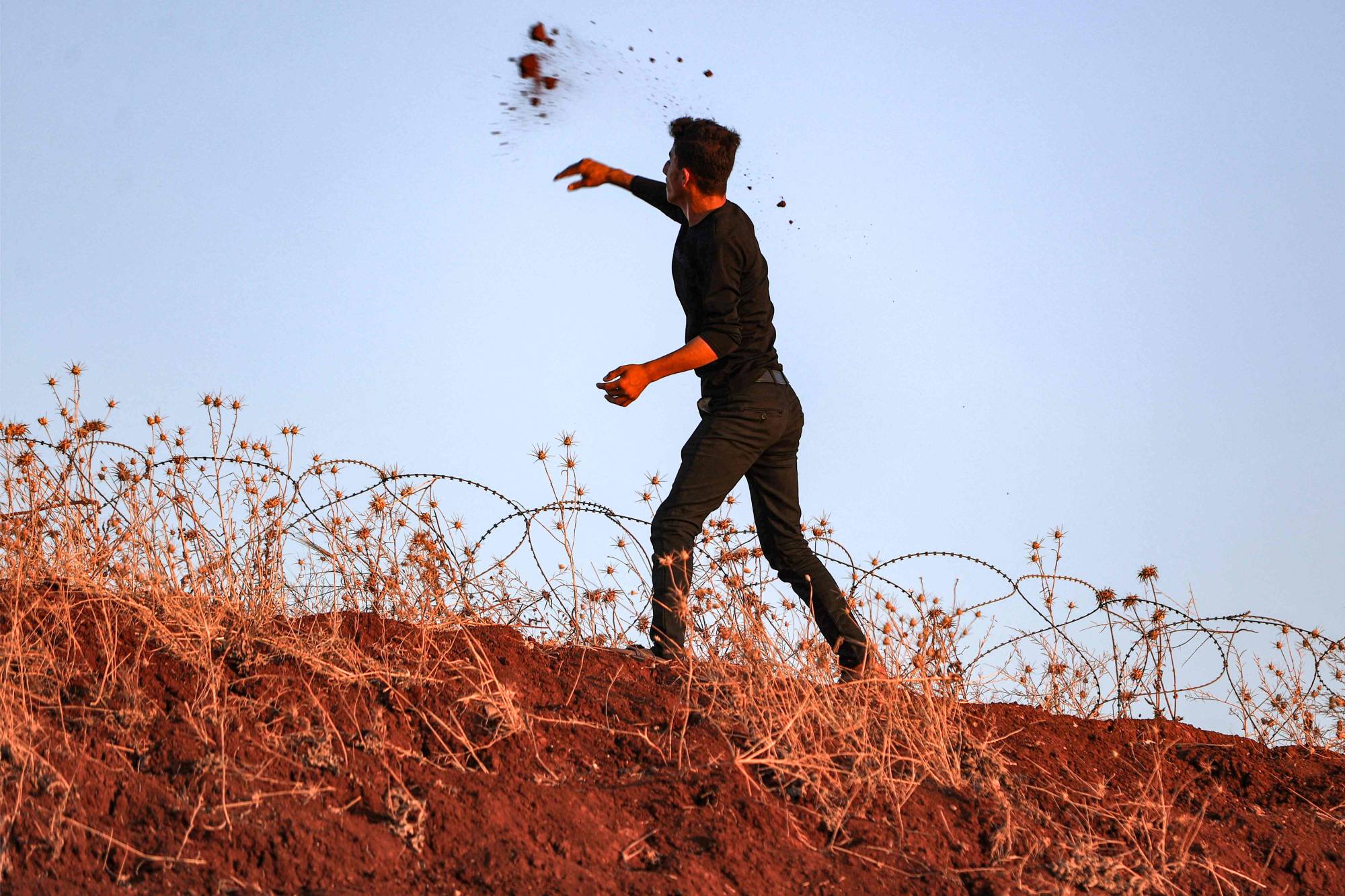 تركيا على الخط السريع للتصادم بين اللاجئين والمجتمعات المضيفة