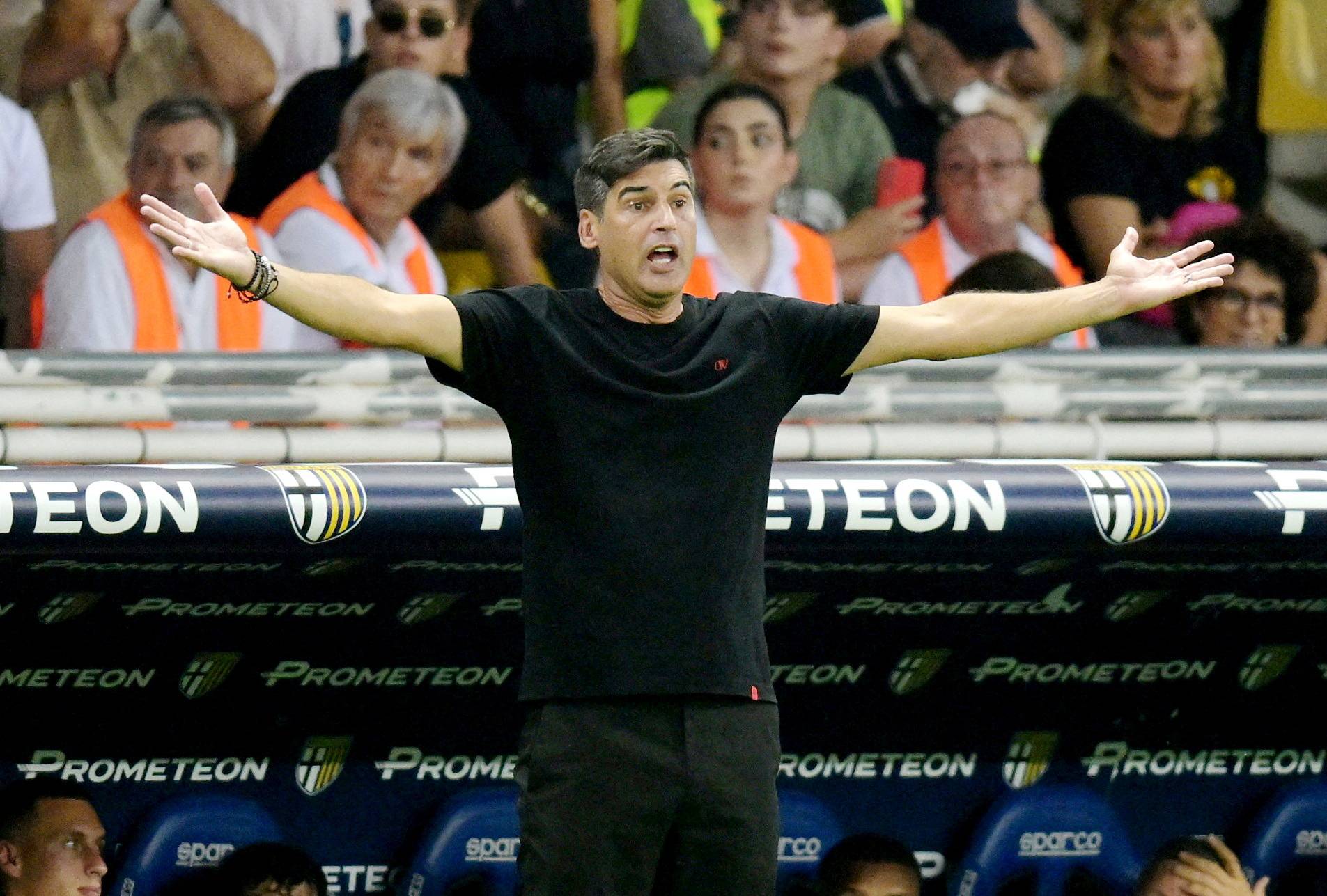 مدرب ميلان: مباراة فينيتسيا لا تقل أهمية عن مواجهة ليفربول أو إنتر