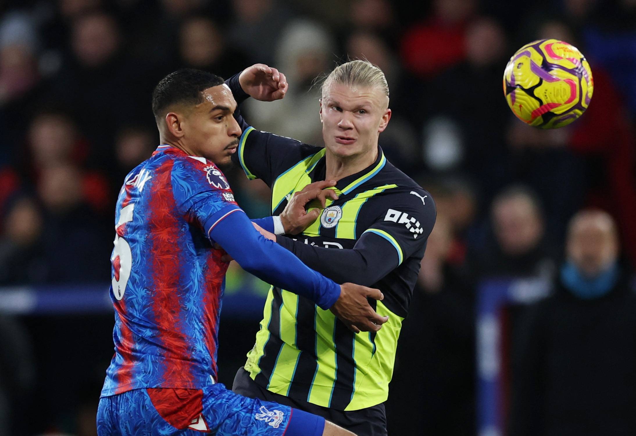 «البريميرليغ»: بعشرة لاعبين... سيتي يتعادل من جديد