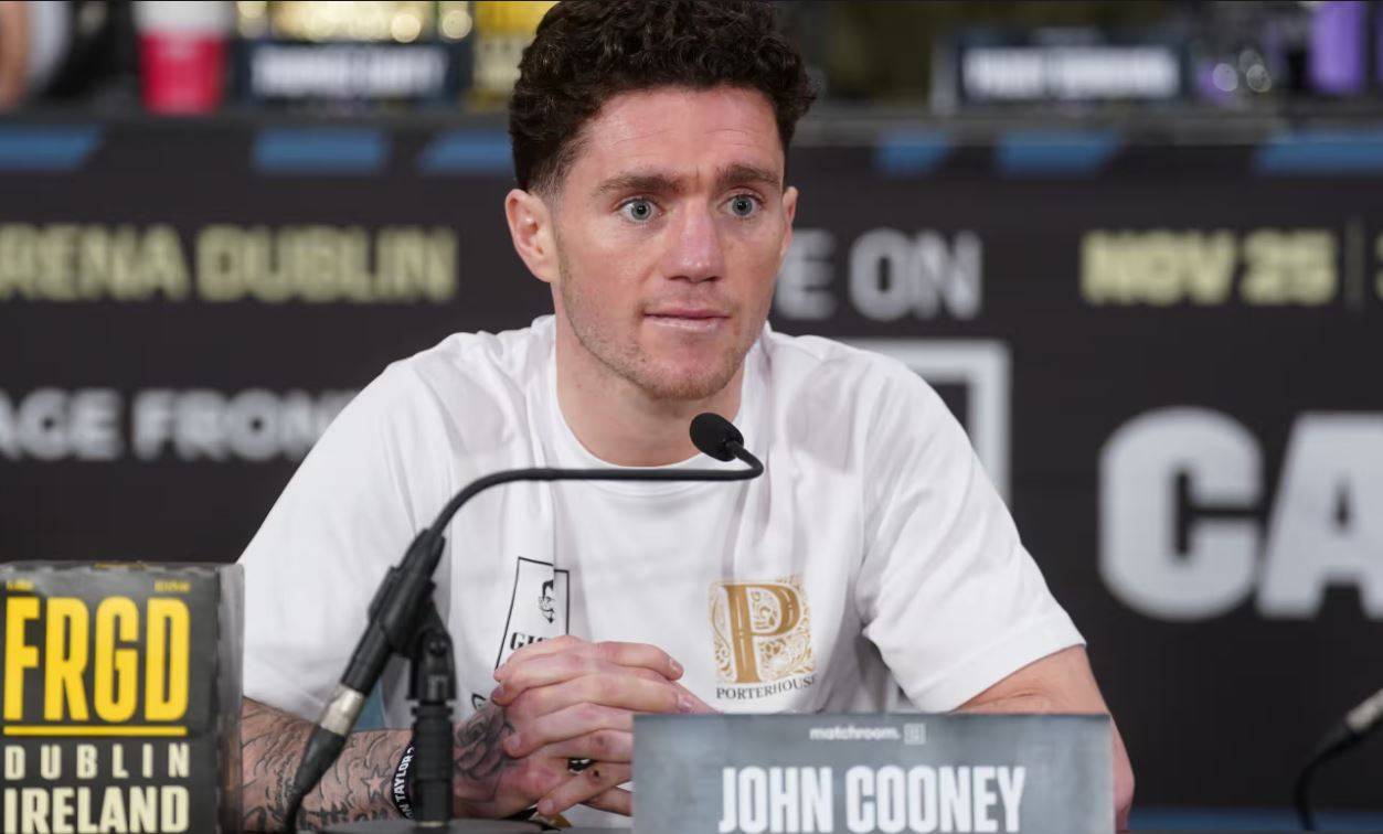 وفاة الملاكم الآيرلندي جون كوني عن 28 عاماً متأثراً بإصابة في الدماغ