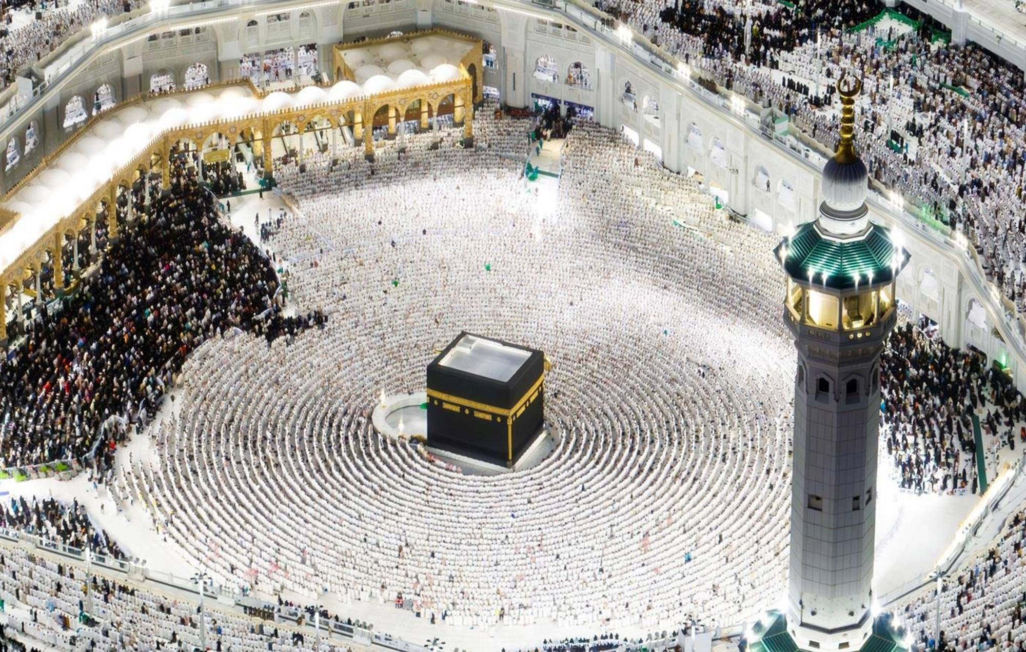 كيف استوعب الحَرمان الشريفان في رمضان 122 مليون زائر ومعتمر؟