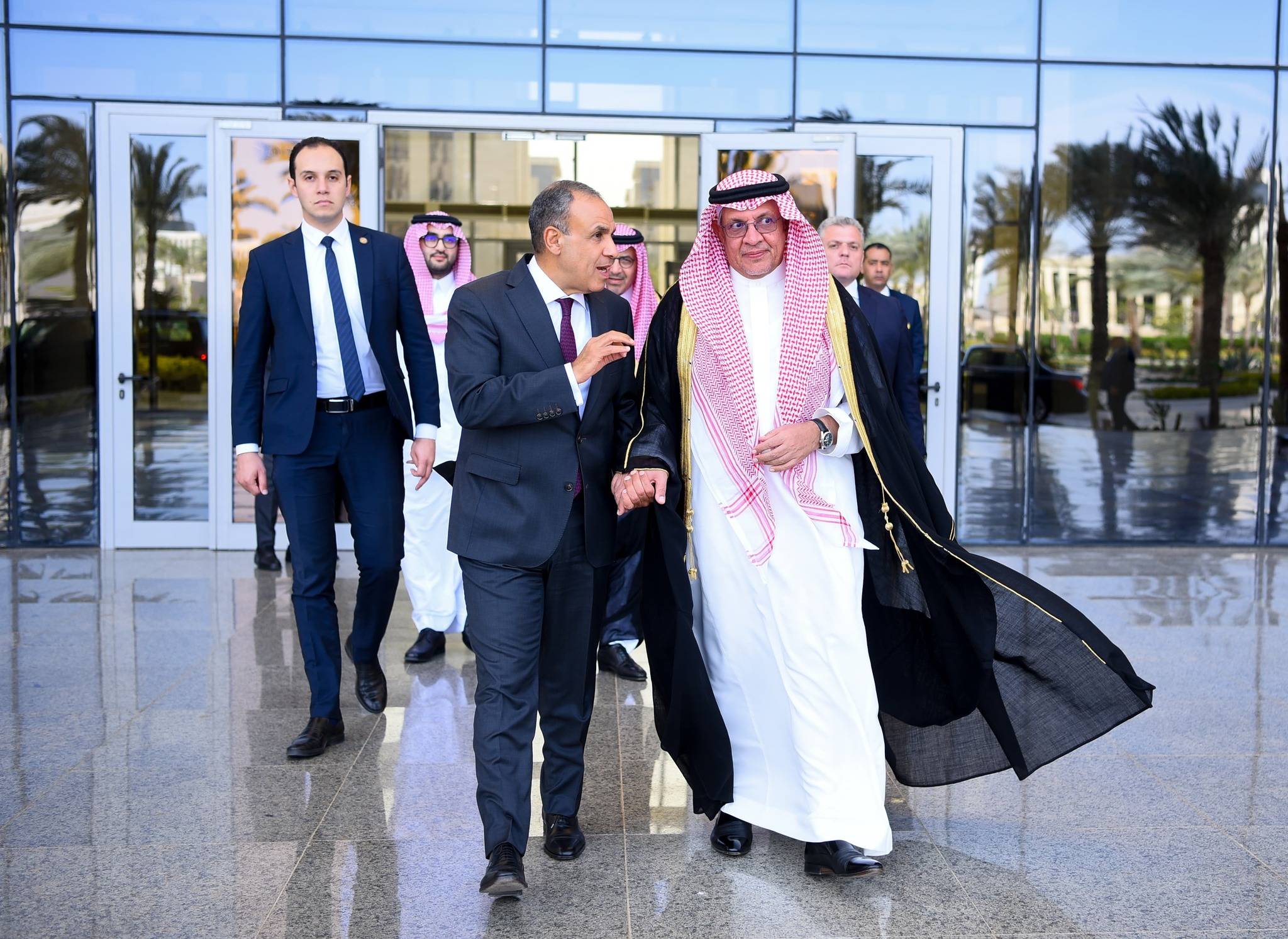 عبد العاطي خلال استقباله التويجري (الخارجية المصرية)