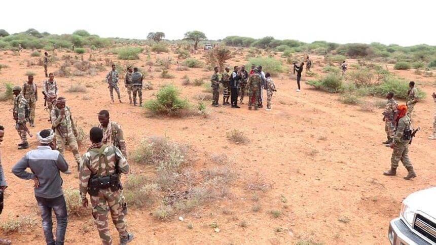 جنود من الجيش الصومالي بمحافظة شبيلي السفلى (وكالة الأنباء الصومالية)