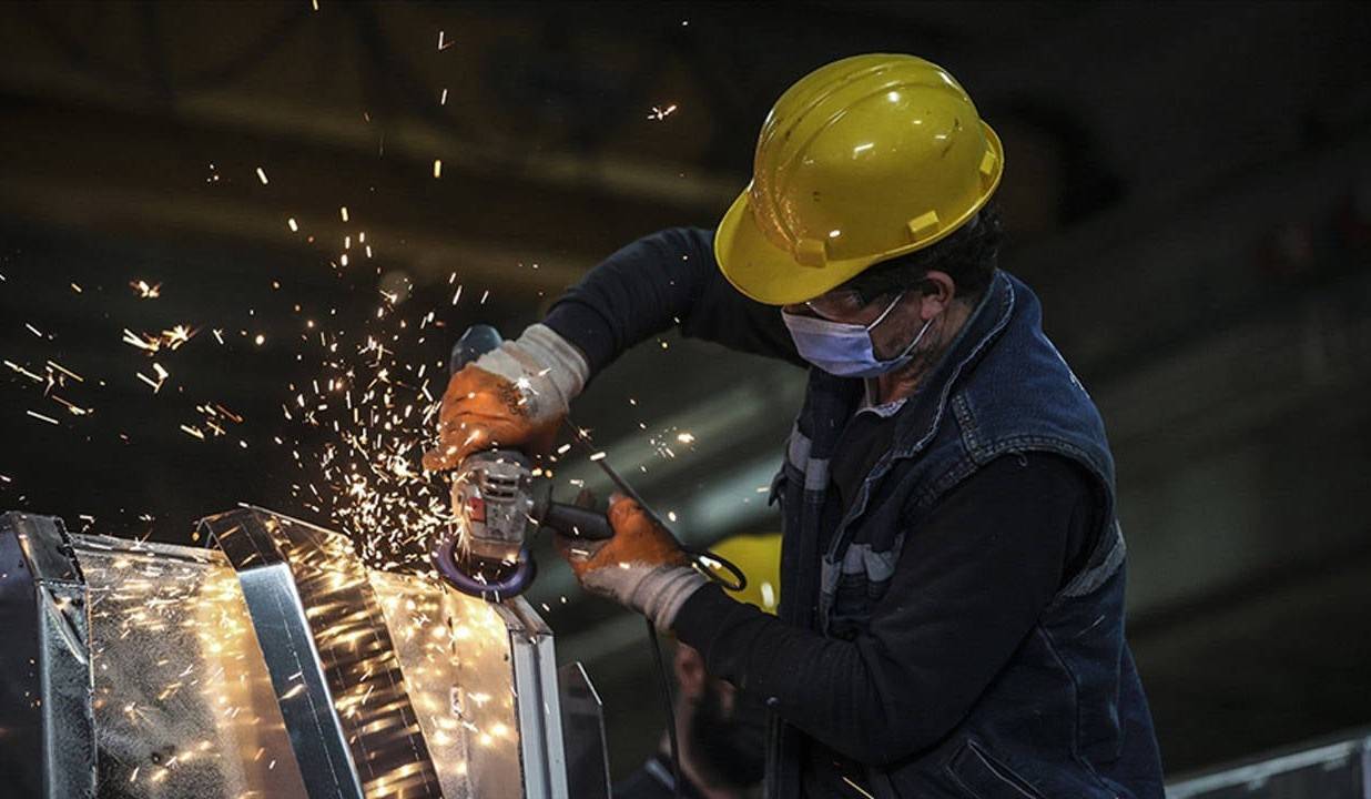«فيتش» حذرت من مواجهة القطاع الصناعي في تركيا مخاطر ائتمانية كبيرة (إعلام تركي)