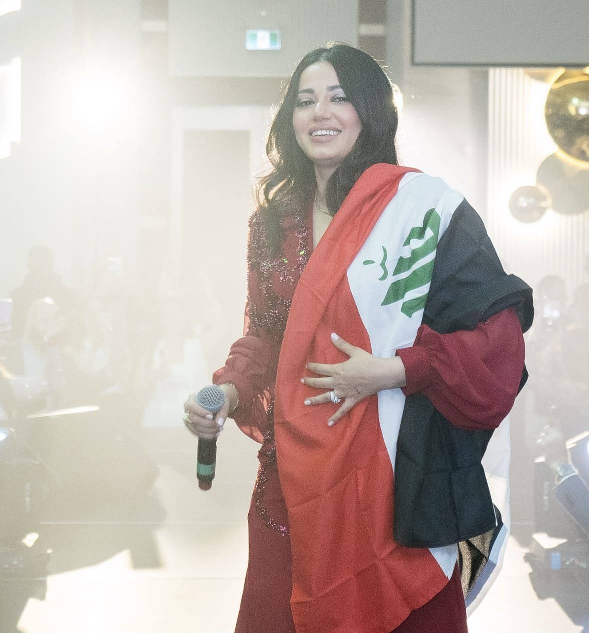 يشغل الشأن العراقي بال رحمة رياض لا سيما قضايا حقوق المرأة العراقية (إنستغرام)