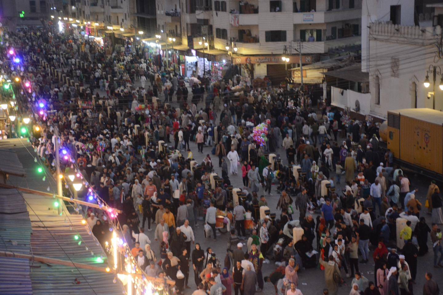 شوارع طنطا المحيطة بالسيد البدوي شهدت زحاماً حاشداً (محافظة الغربية)