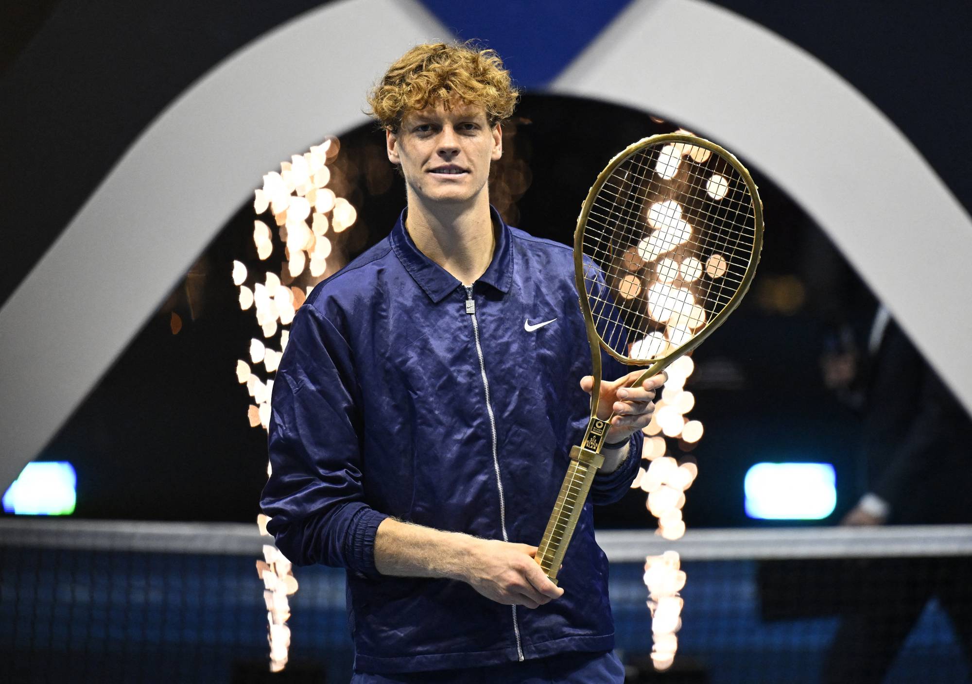 سينر بطل "الملوك الستة" (رويترز)