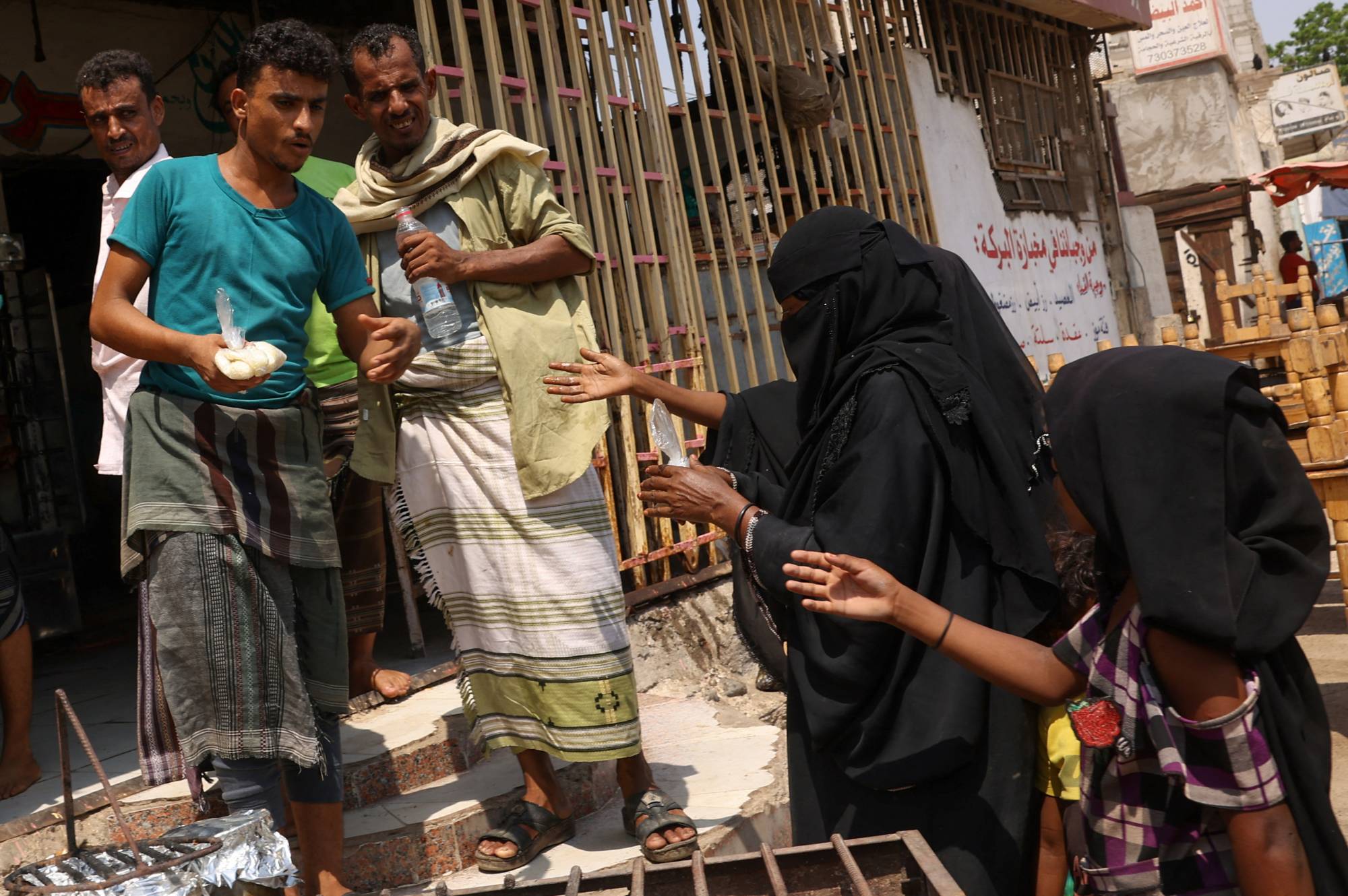 الحوثي يتعهد تكثيف التجنيد ويزعم الانتصار على أميركا وإسرائيل