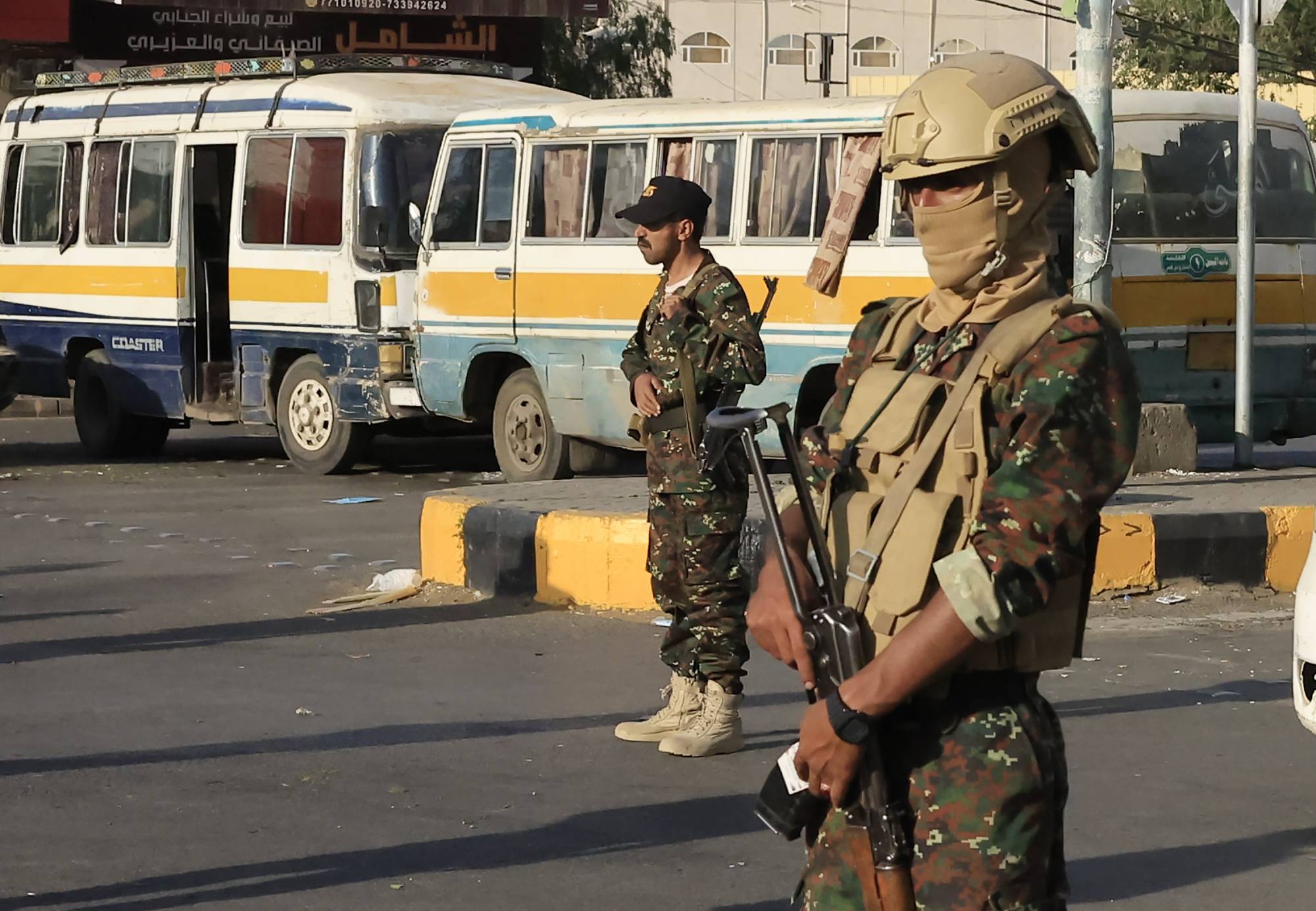 الحوثي يتعهد تكثيف التجنيد ويزعم الانتصار على أميركا وإسرائيل