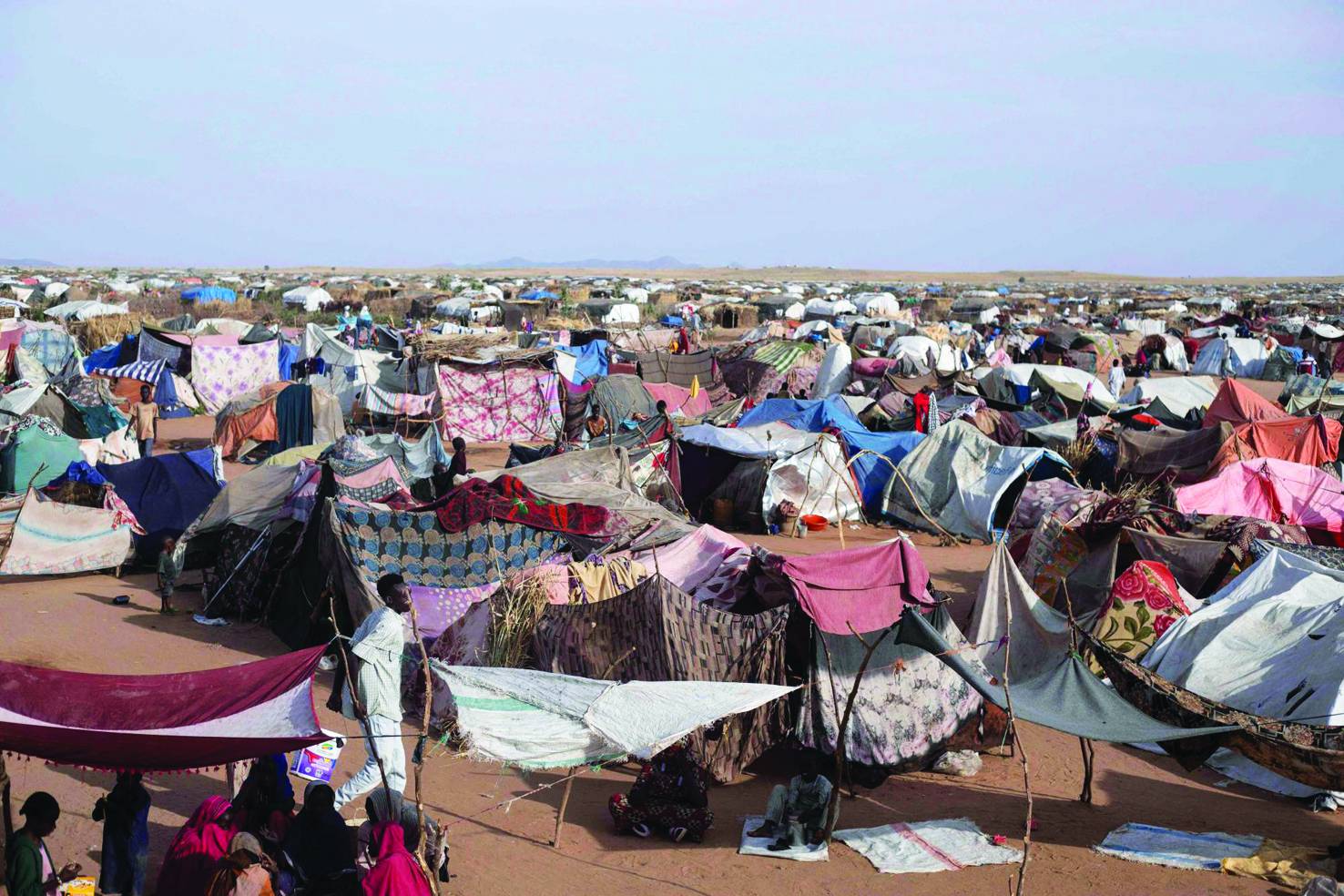 مجلس الأمن السوداني يرحب بجهود السلام ويعلن التعبئة