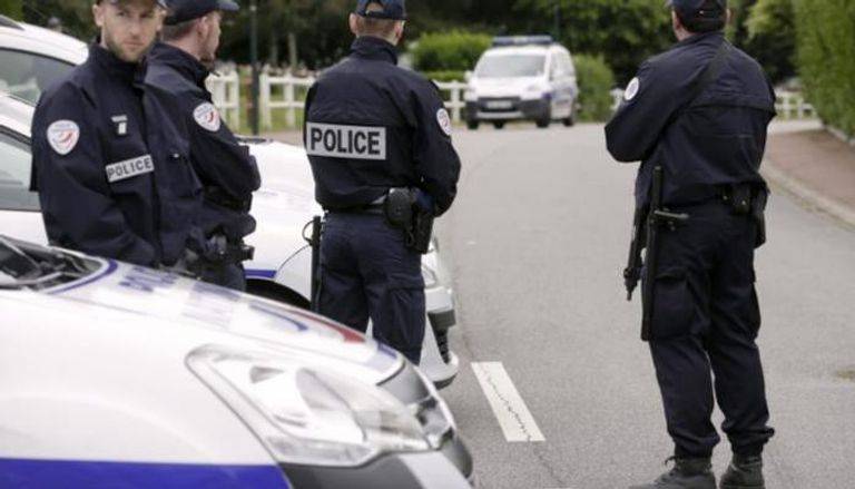 عناصر من الشرطة الفرنسية في حالة استنفار (متداولة)