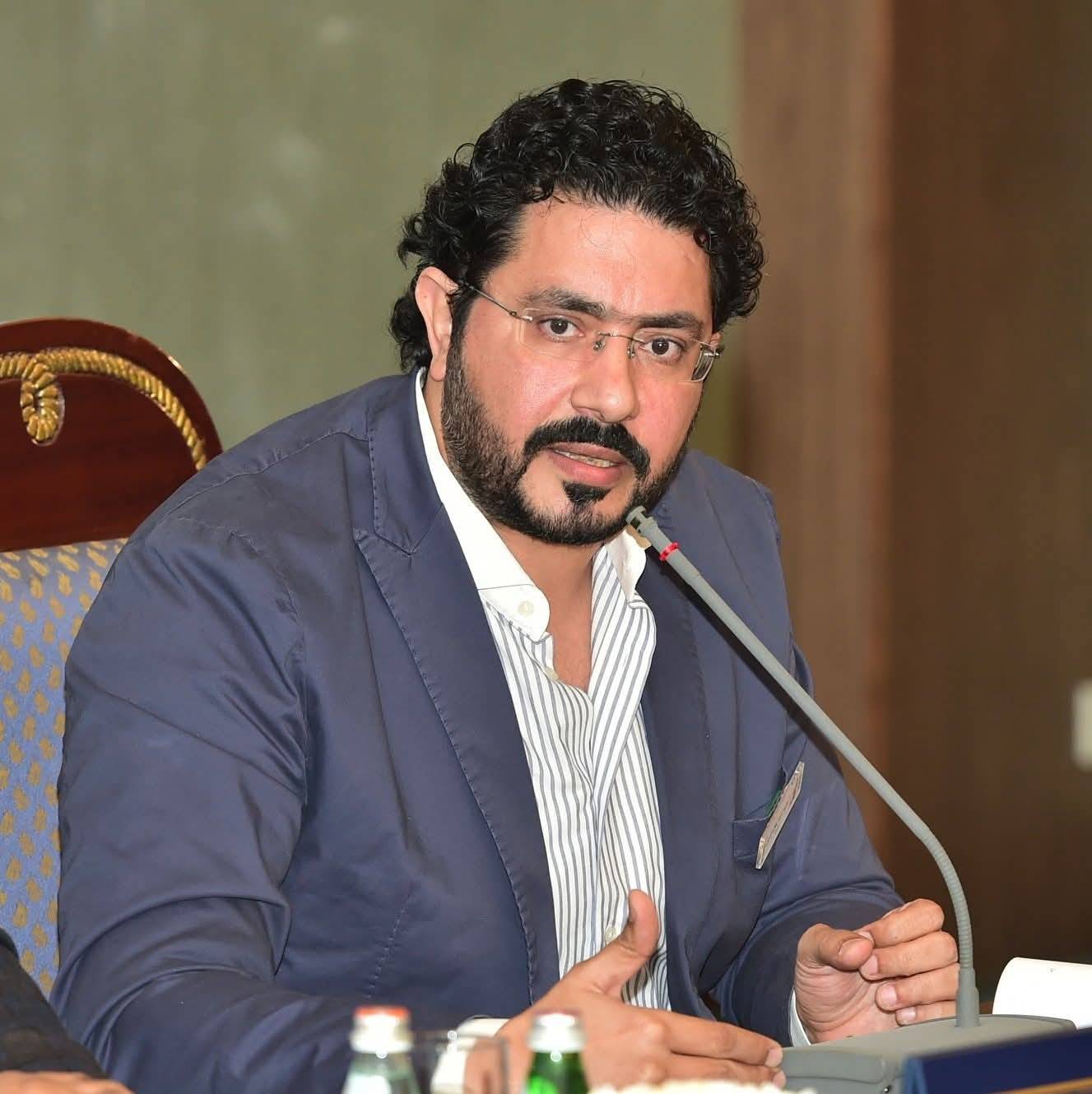 قراءات المثقفين المصريين... الرواية والتراث الشعري وأدب البيئة