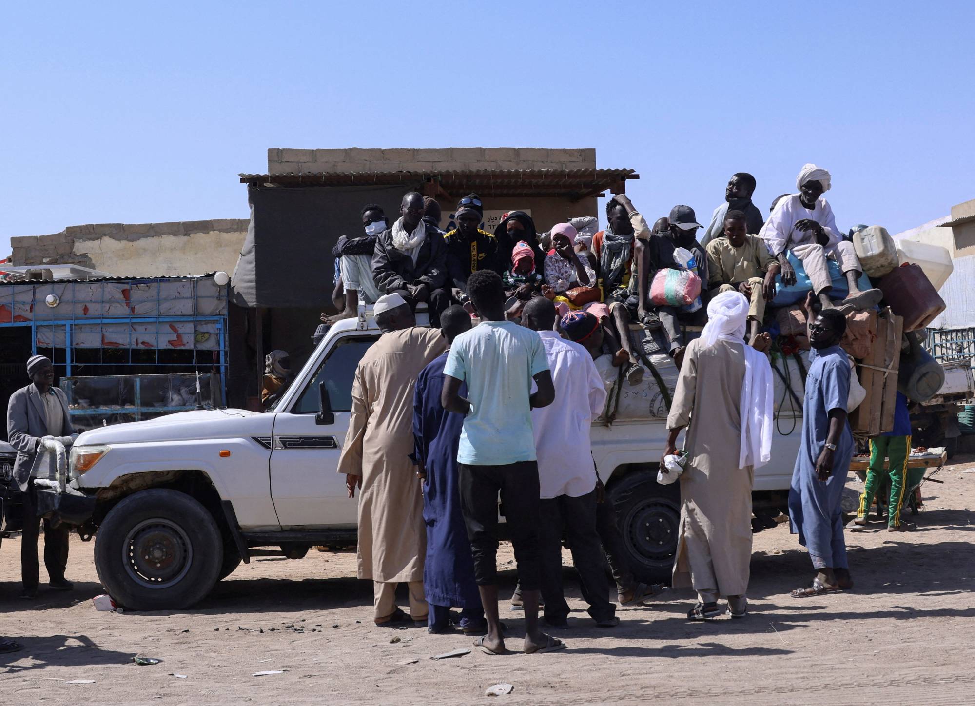 تشاد تغلق حدودها مع السودان بسبب معارك الطينة الحدودية