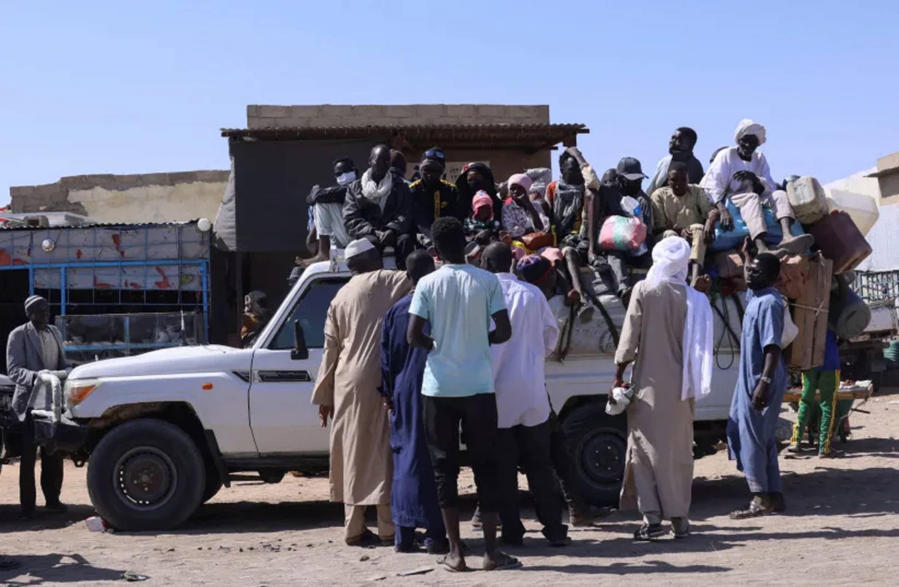 تشاد تعلن إغلاق حدودها مع السودان