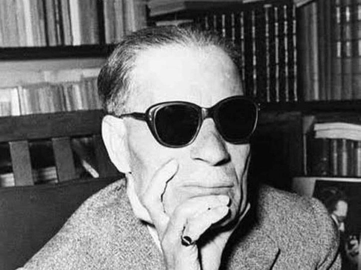 كيف وفّق الأزهري طه حسين بين ديكارت والمعري؟