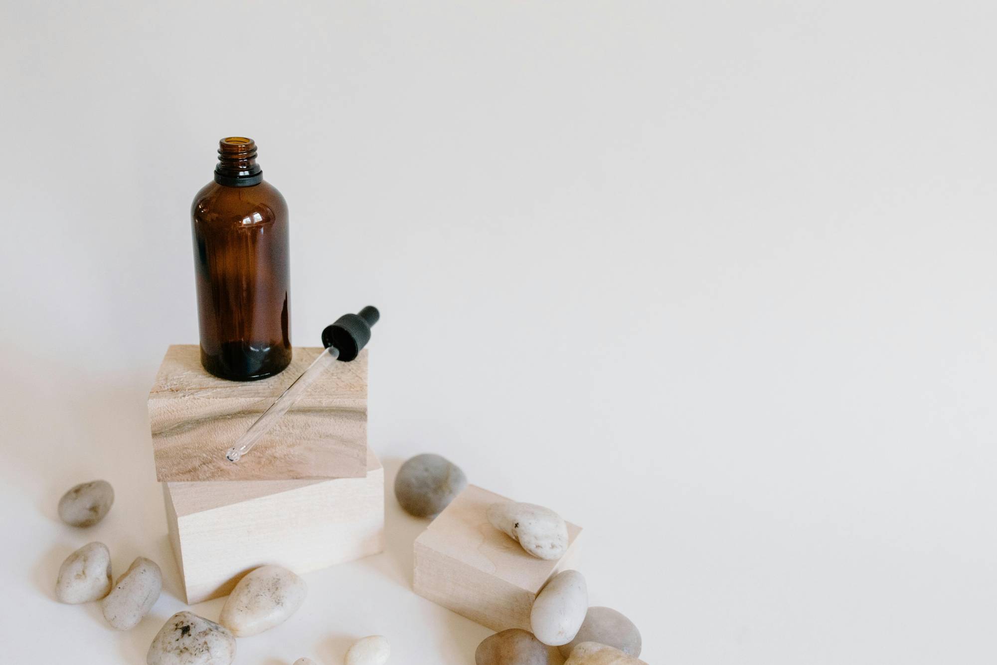 كم يستغرق زيت النعناع ليبدأ مفعوله في تخفيف الصداع؟