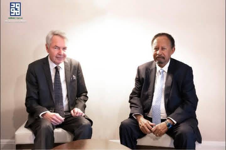 حمدوك يناقش مع مبعوث الأمم المتحدة جهود وقف الحرب في السودان