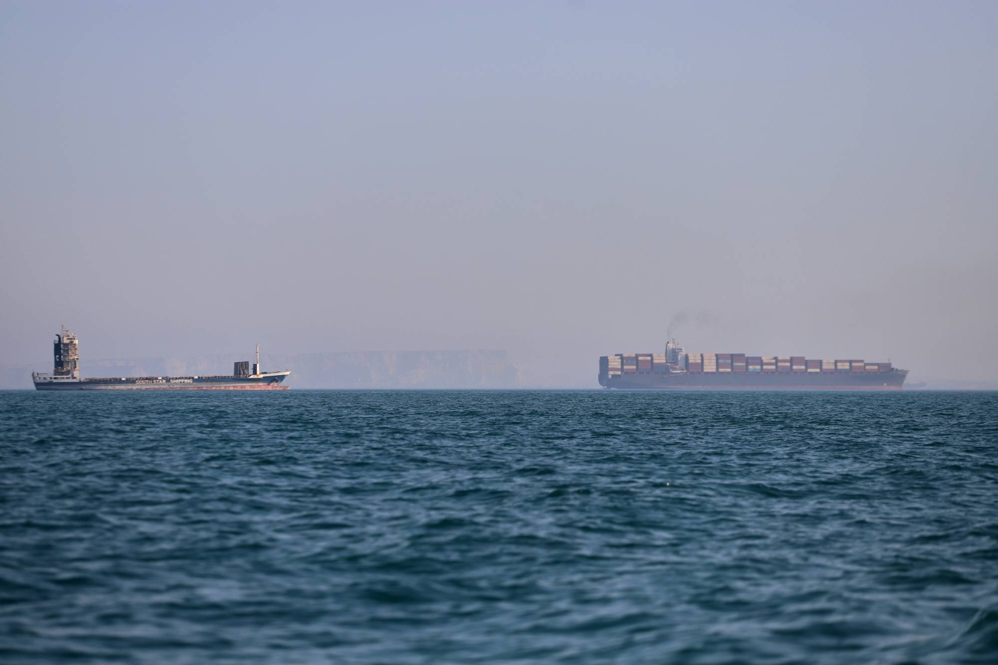 عبور ثلاث ناقلات نفط سعودية عملاقة لمضيق هرمز بعد ساعات من الاتفاق الأميركي الإيراني