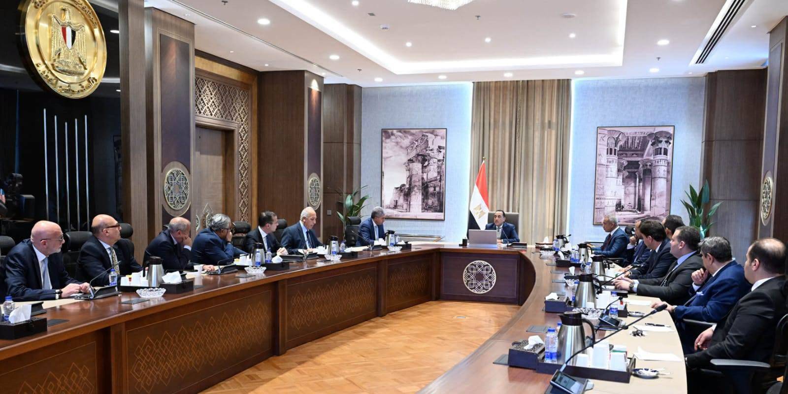 مصر تطرح حوافز جديدة لإنعاش قطاعي الطيران والسياحة مع تراجع التوترات الإقليمية