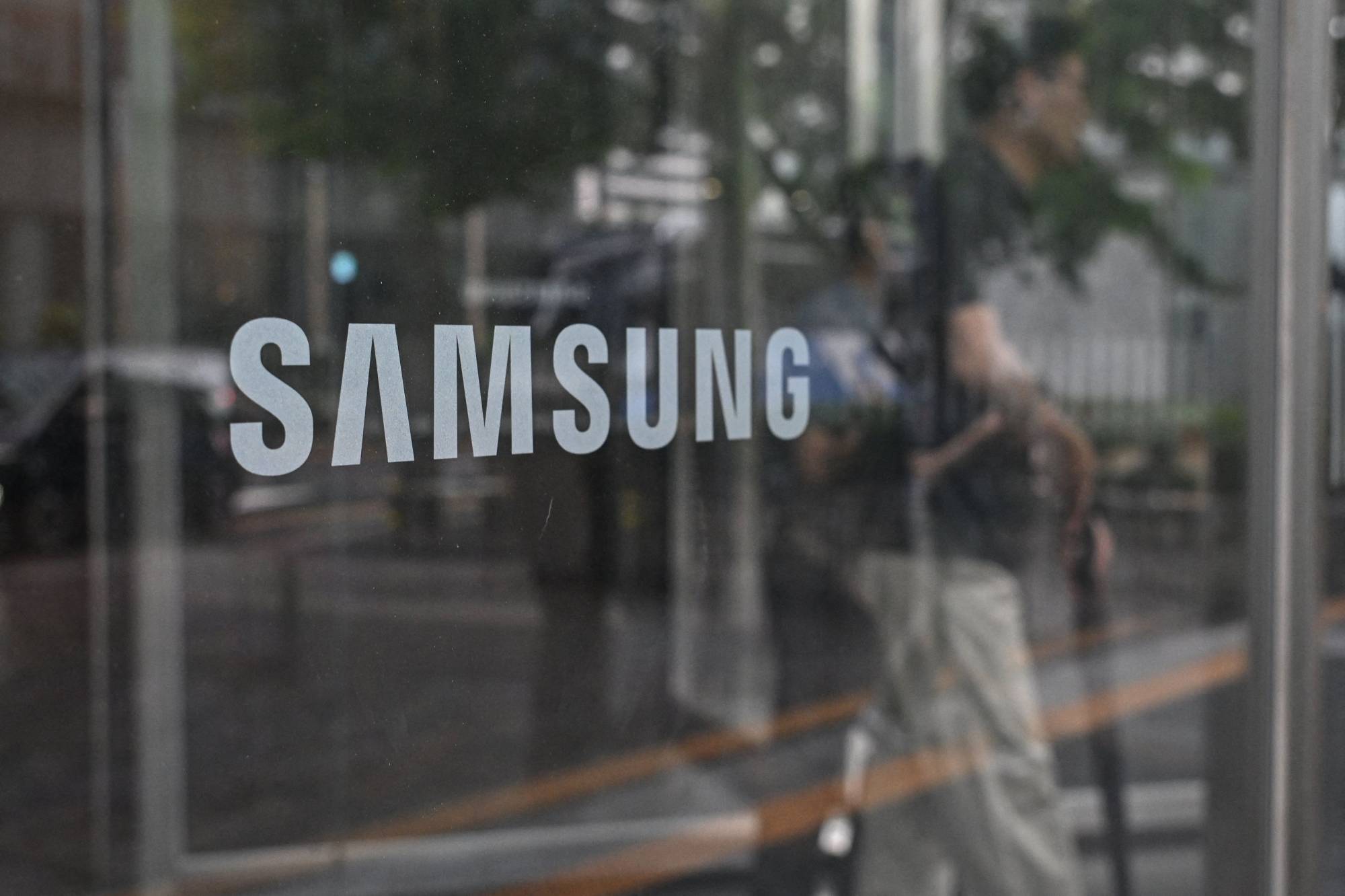 أرباح سامسونغ تقفز 19 ضعفاً في الربع الثاني.. لكن السهم يهبط 8%