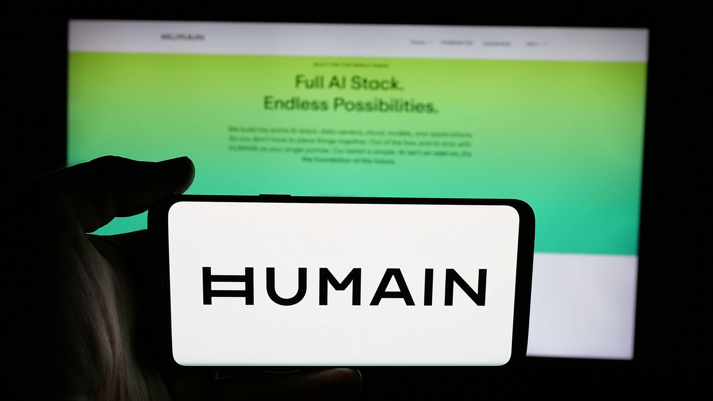 «هيوماين» و«مايكروسوفت» توسعان التعاون لإدماج «علّام» في منظومة الذكاء الاصطناعي للمؤسسات