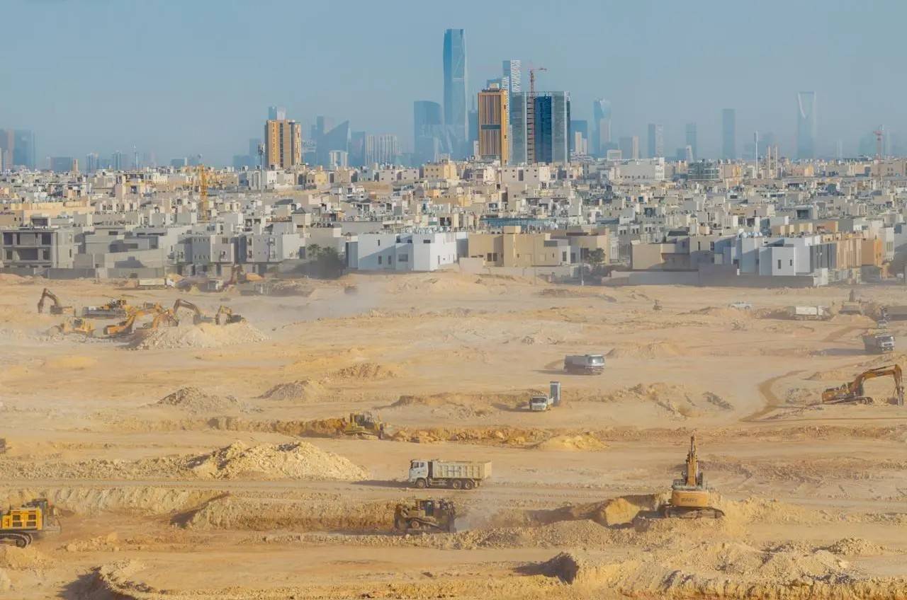 عامٌ على وقف الزيادات في الرياض... السوق تختبر توازناً جديداً