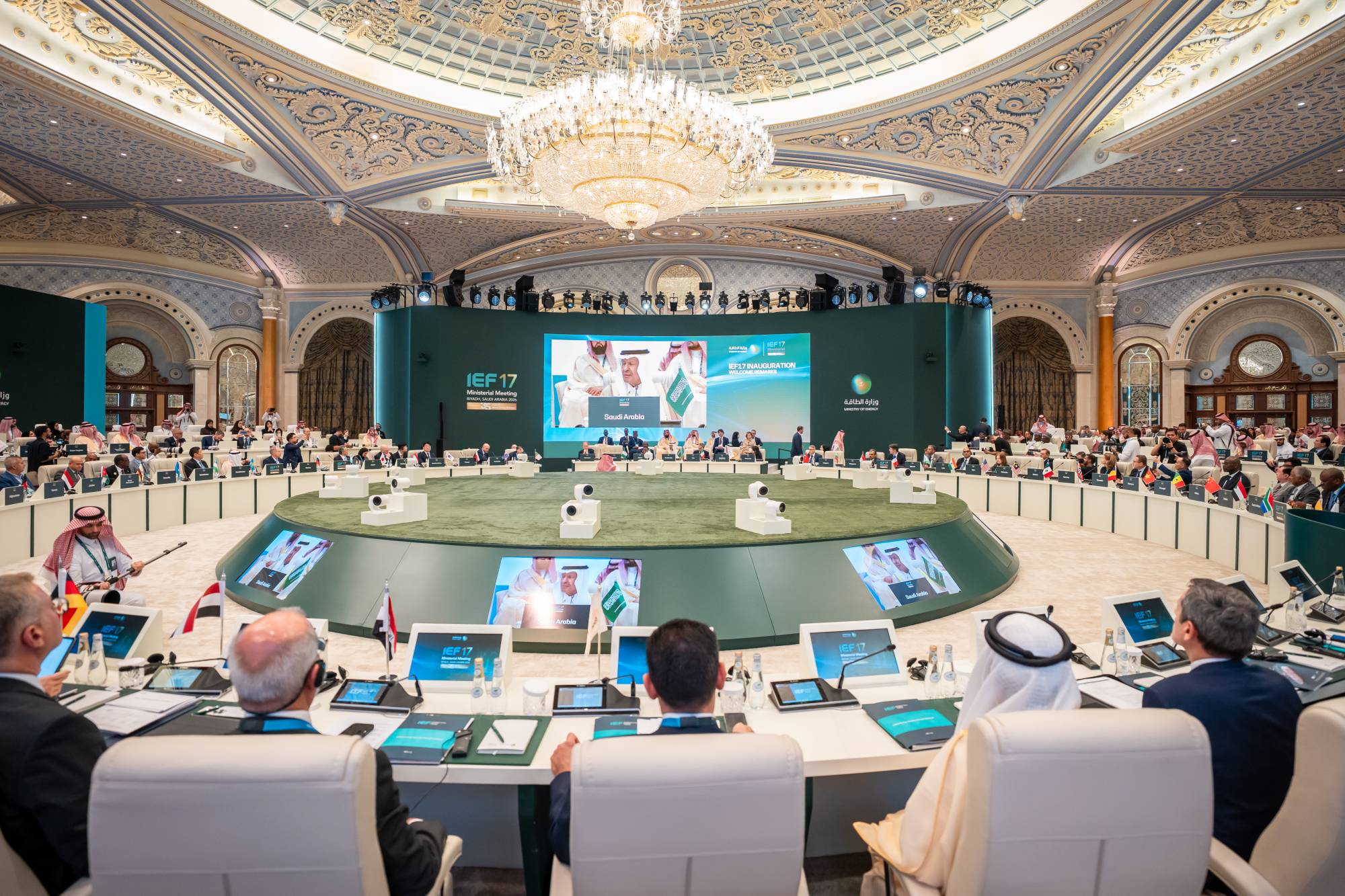 عبد العزيز بن سلمان: الرياض عاصمة أمن الطاقة... والسعودية ماضية في الوفاء بالتزاماتها