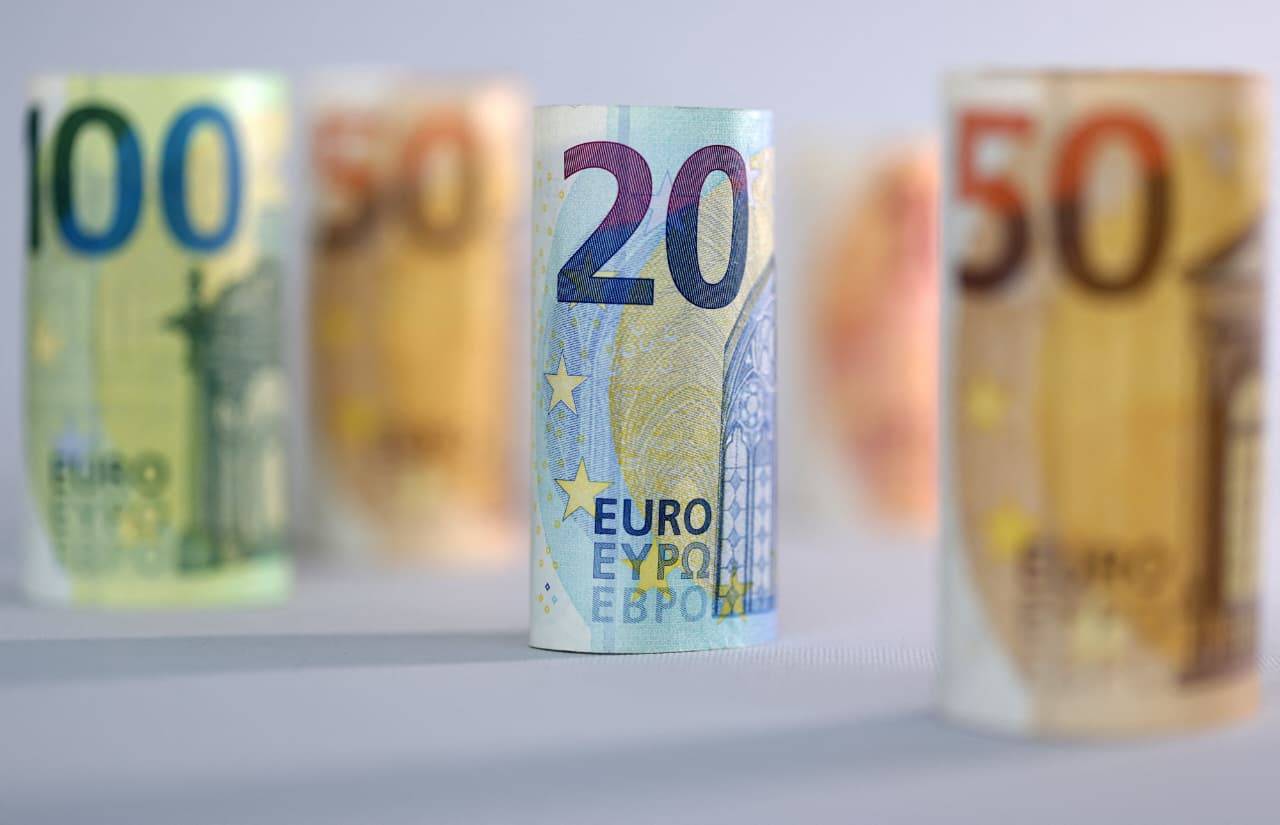 انخفاض عوائد السندات الألمانية مع توجُّه المستثمرين إلى الملاذات الآمنة
