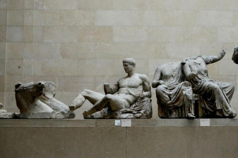 British Museum'da sergilenen heykeller, Elgin Mermerleri ismiyle de anılıyor (Reuters)