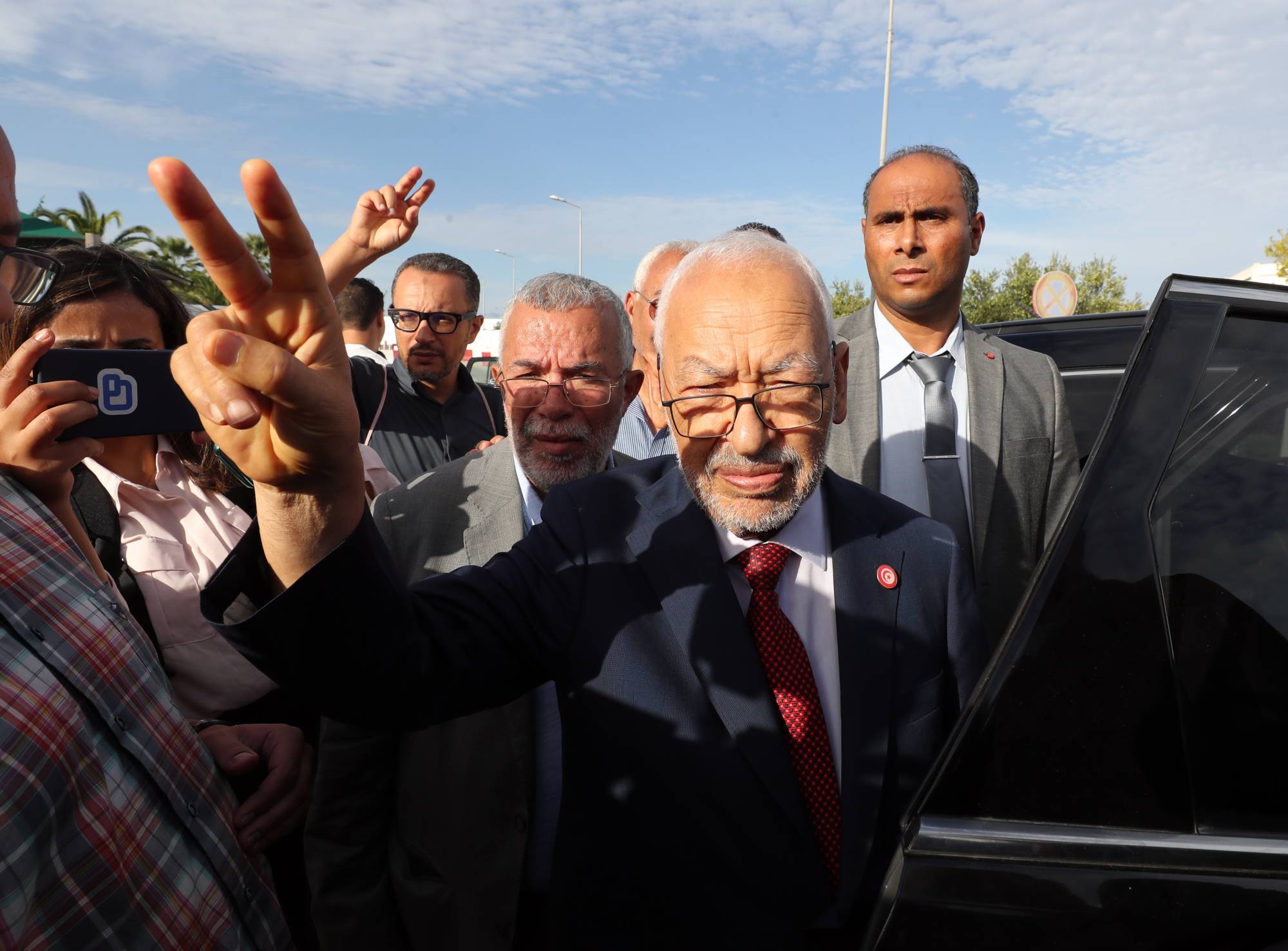 Raşid Gannuşi, Bin Mübarek'le dayanışma amacıyla açlık grevine başladığını duyurdu (EPA)