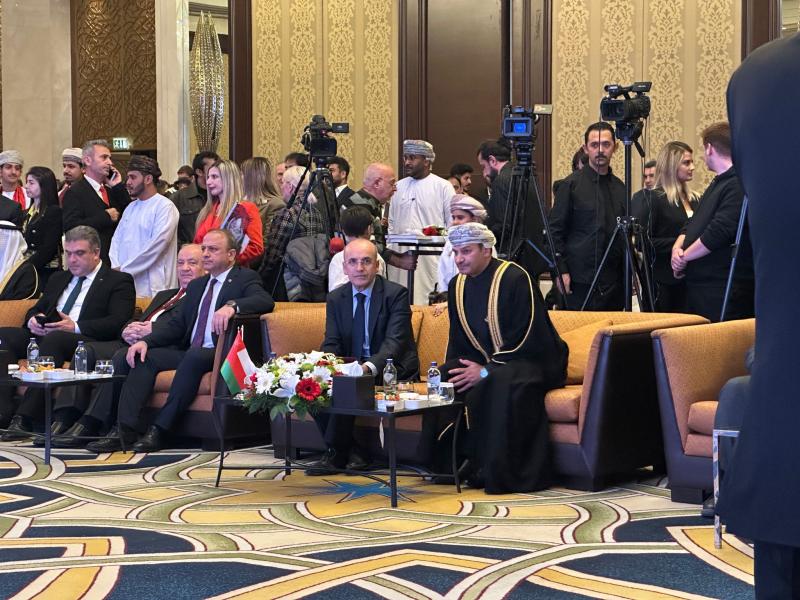 Umman'ın Türkiye'deki 54. Ulusal Gün kutlaması, geçen yıl Umman Sultanlığı Ankara Büyükelçisi Saif Rashid Saif Al Jahwari'nin ev sahipliğinde düzenlenmişti 55. Ulusal Gün kutlaması da bugün yapılacak (Independent Türkçe) 