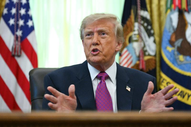 Trump, Putin'in "NATO toprağına saldırmayacağını" söyledi (AFP)