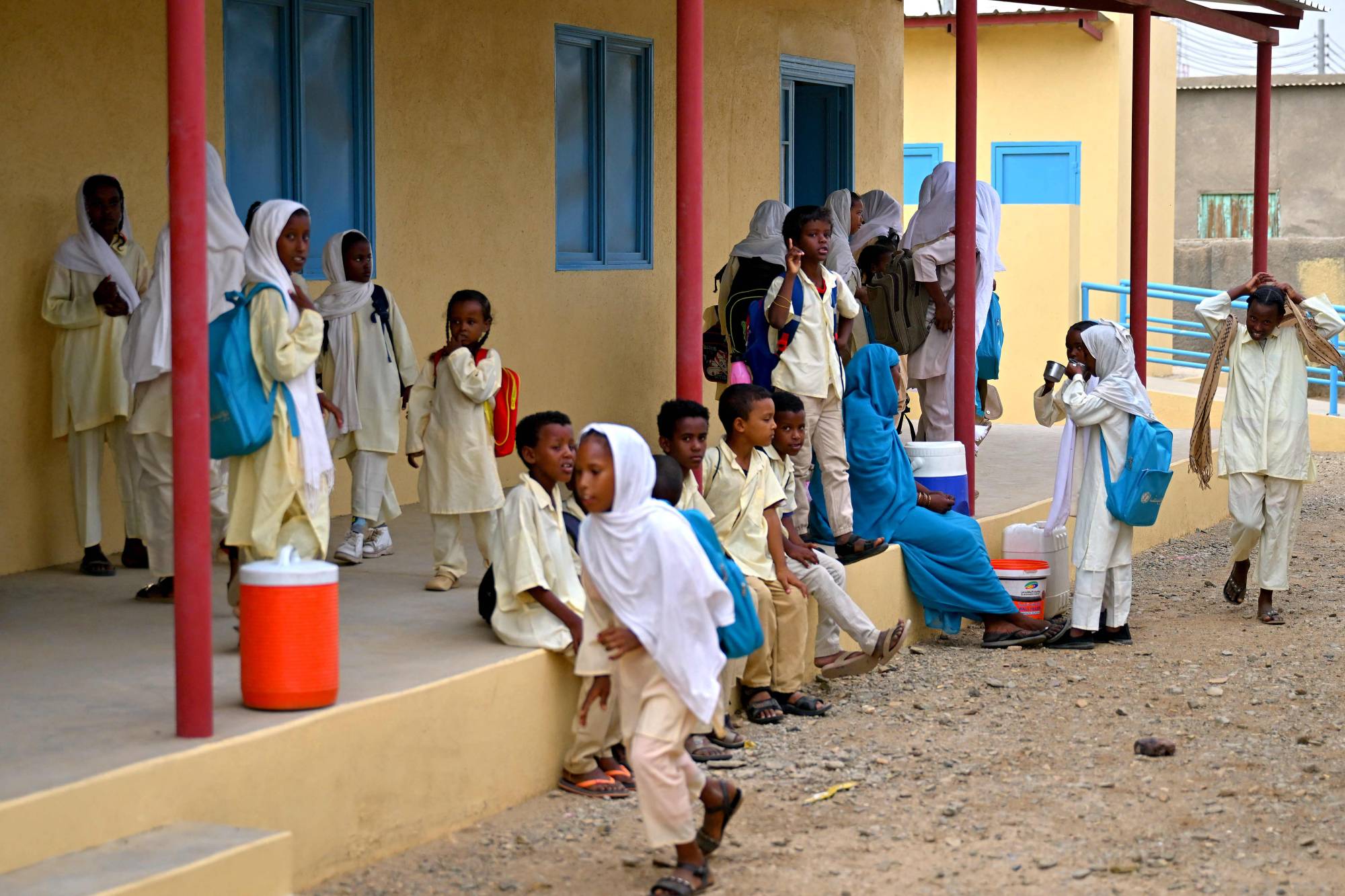 Savaş, Sudan'da 3 yıllık eğitim süresinin kaybedilmesine neden oldu (AFP)