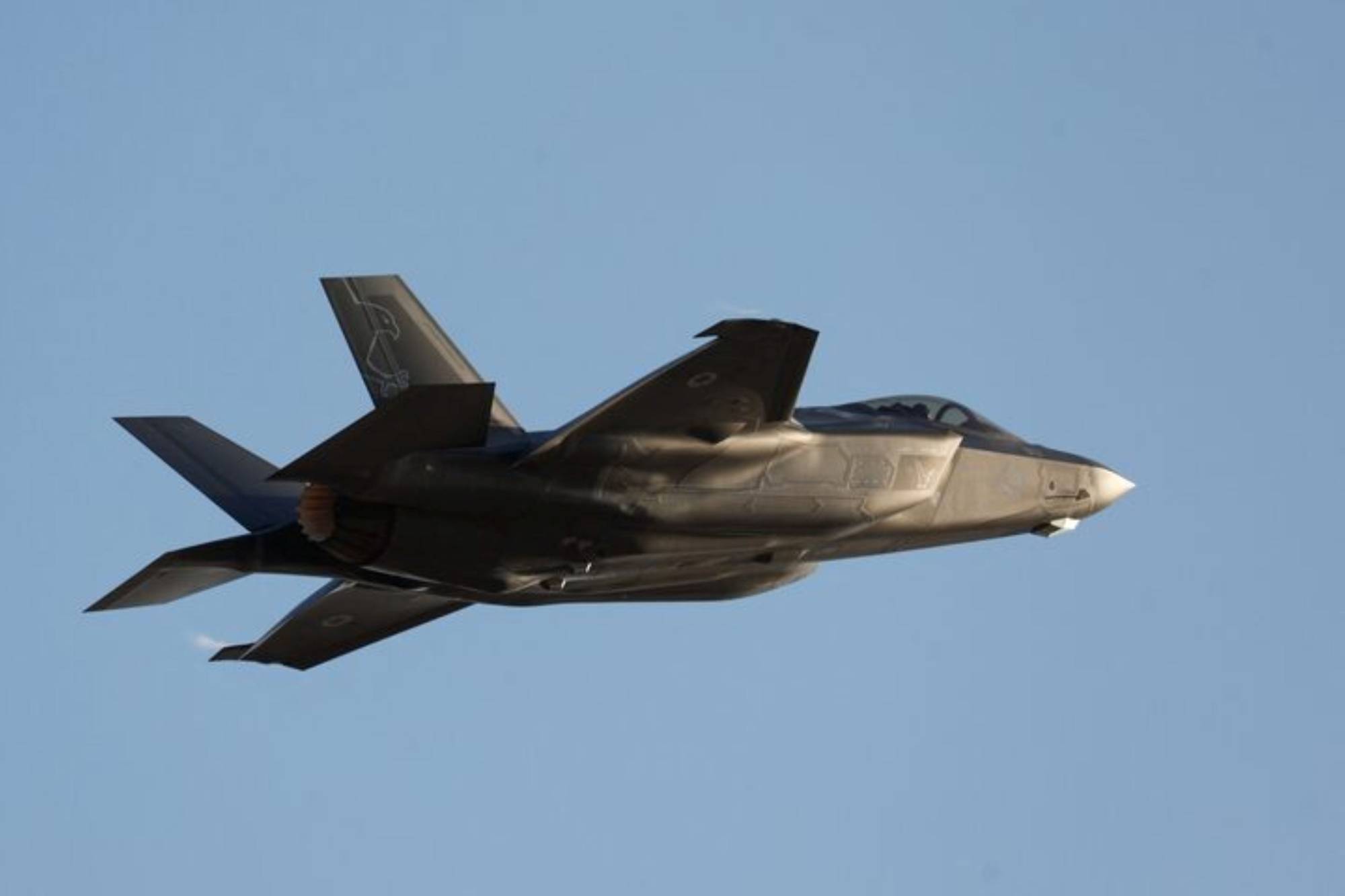 İsrail Hava Kuvvetleri’ne ait F-35 savaş uçağı... Vazgeçilmez bir Amerikan yapımı (Reuters)