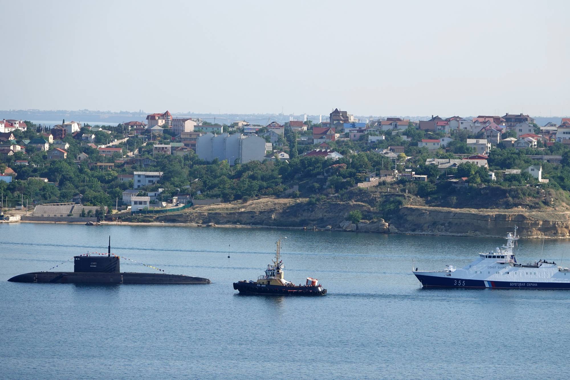 Sivastopol, Rus Karadeniz Filosu'nun karargahıdır, (EPA)