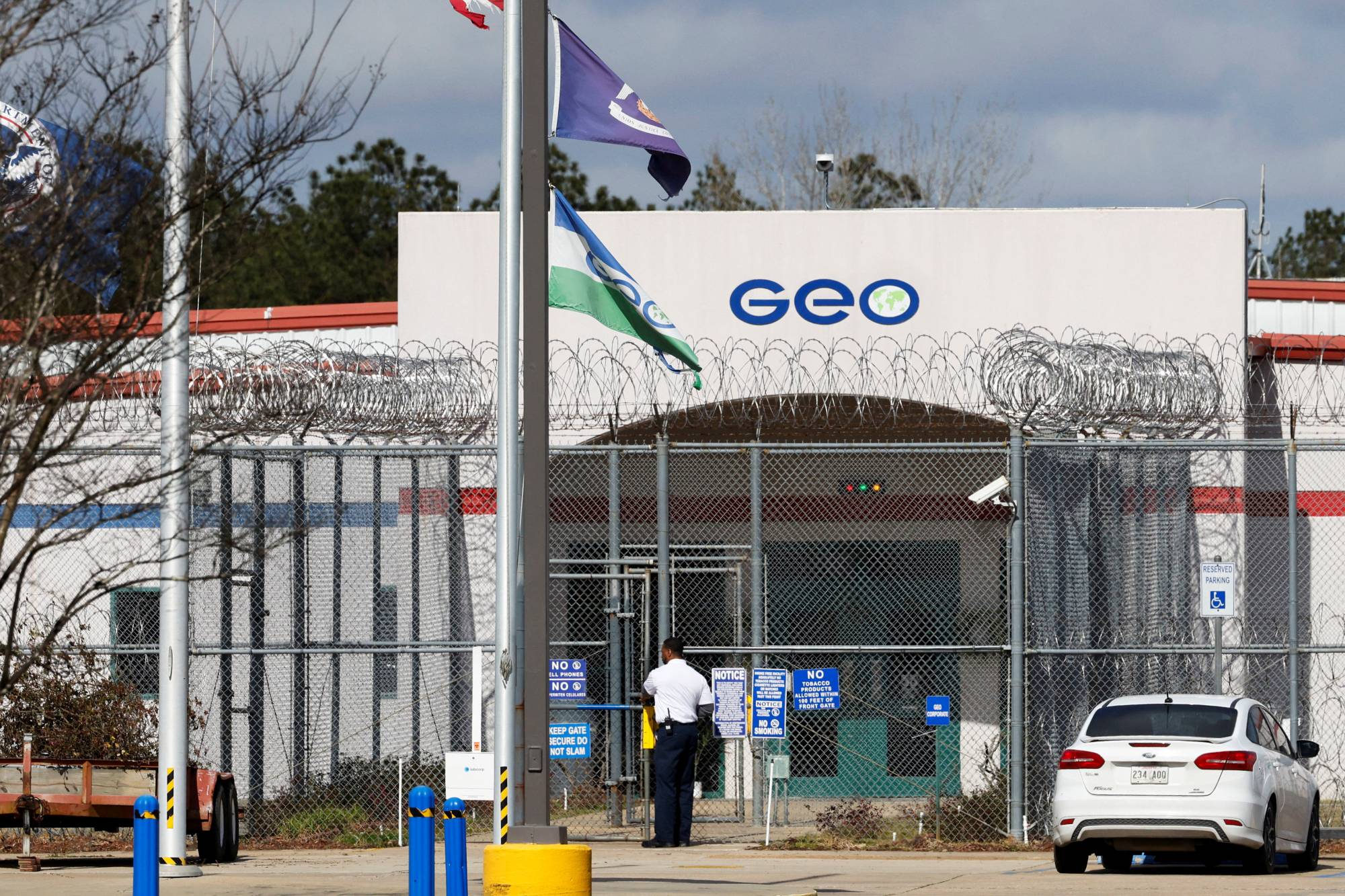 Louisiana'da bulunan, ABD Göçmenlik ve Gümrük Muhafaza Teşkilatı'na ait bir gözaltı merkezi (Reuters)