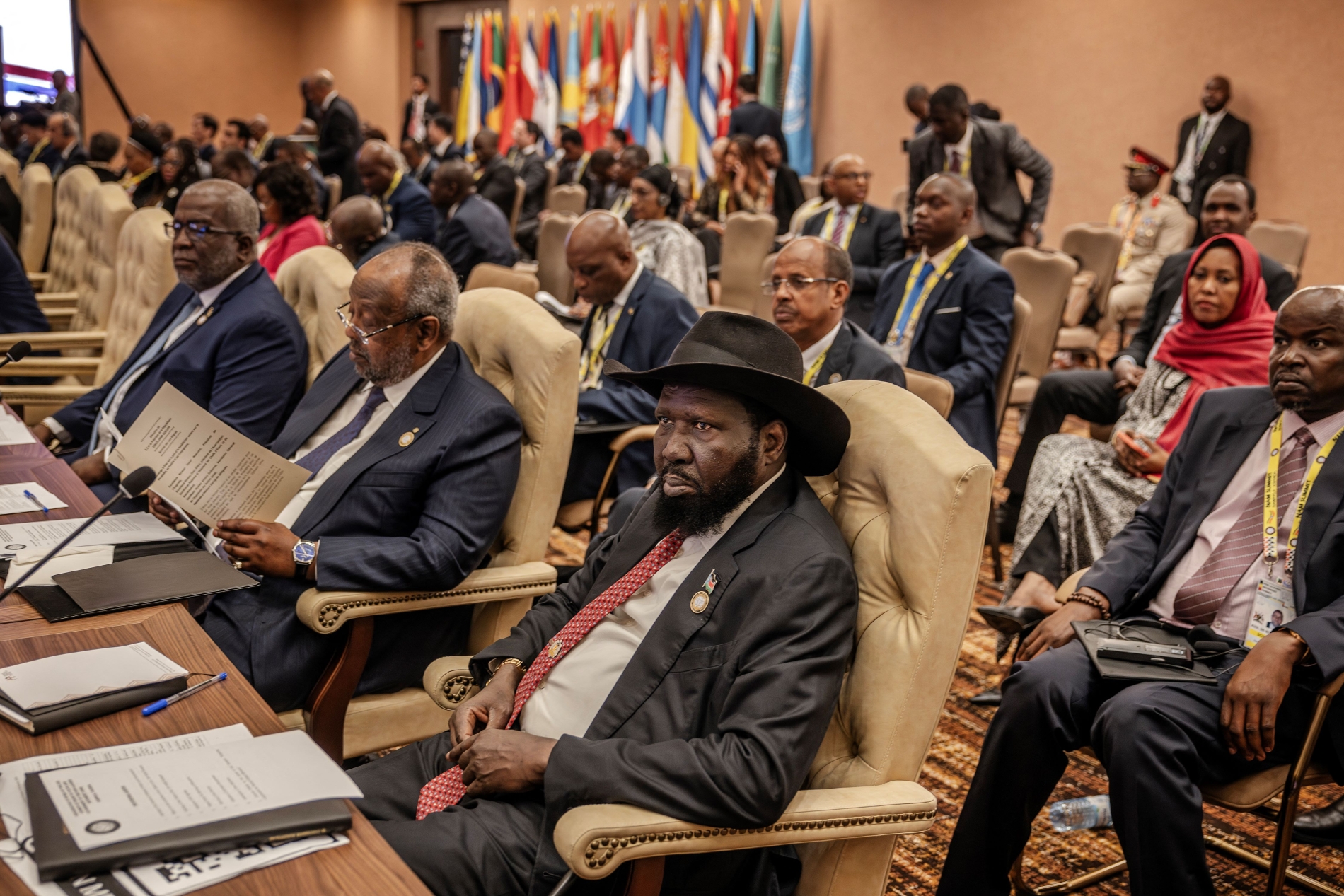 (foto altı) Güney Sudan Devlet Başkanı Salva Kiir Mayardit, 19 Ocak'ta Uganda'nın başkenti Kampala'da düzenlenen Bağlantısızlar Hareketi Zirvesi sırasında. (AFP)