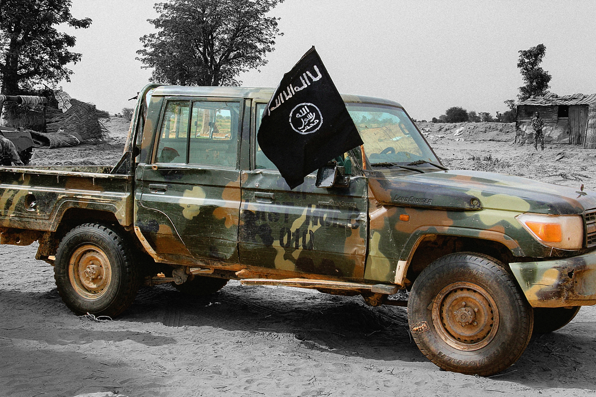 Fotoğraf Altı: Batı Afrika'daki DEAŞ unsurları. (AFP)
