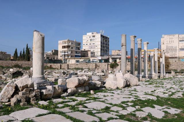 Lübnan’ın Sur kentindeki tarihi kalıntılardan biri (Reuters)