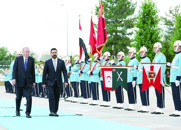 Erdoğan, Ankara’daki Cumhurbaşkanlığı Sarayı’nda Zeydi’yi resmi bir karşılama töreniyle ağırladı, (Türkiye Cumhurbaşkanlığı)