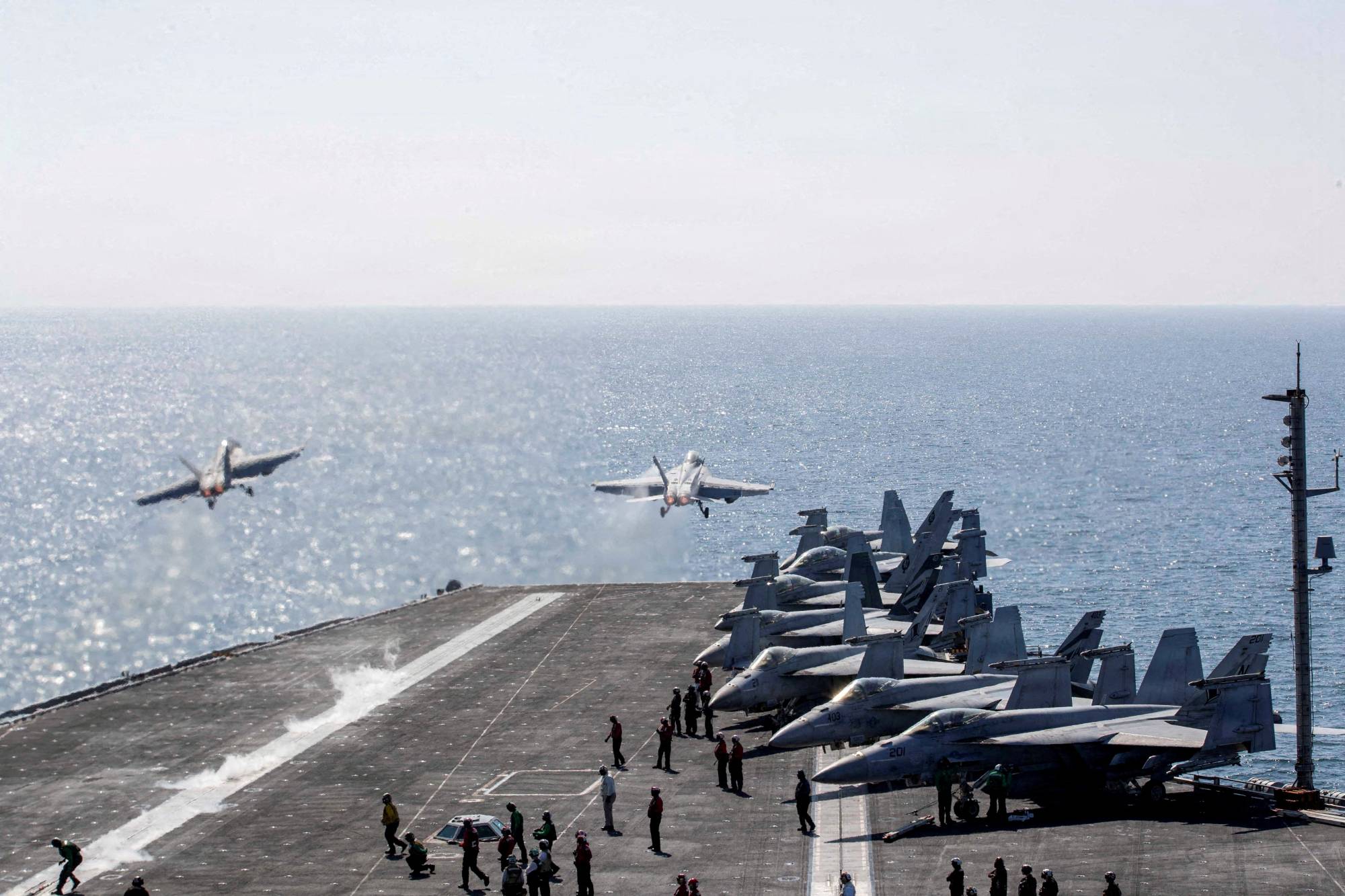  ABD uçak gemisi "USS Abraham Lincoln", İran ile savaş sırasında – 3 Mart 2026 / Reuters)