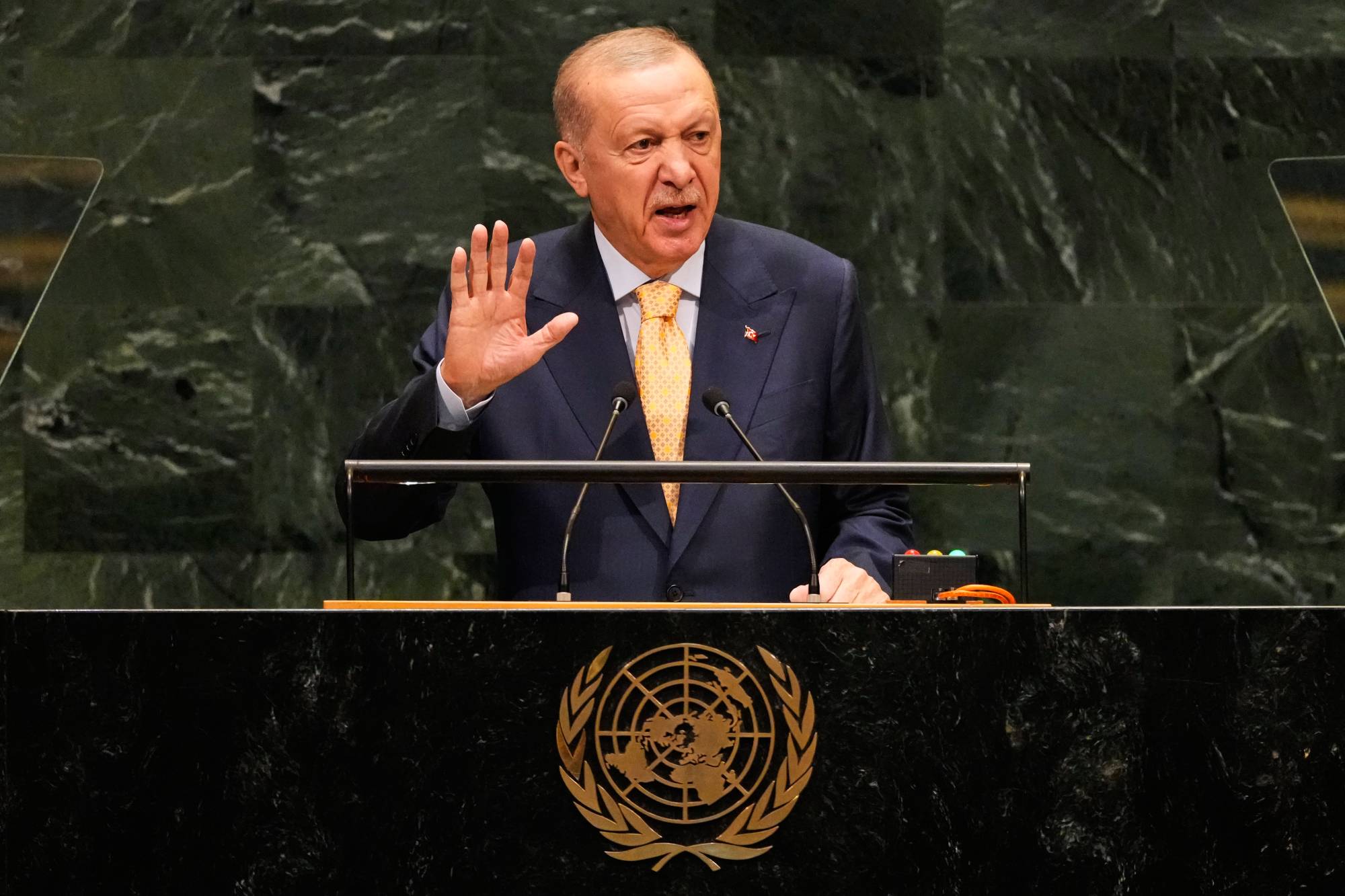 Türkiye Cumhurbaşkanı Recep Tayyip Erdoğan, 22 Eylül 2026'da New York'taki Birleşmiş Milletler Genel Merkezi'nde Genel Kurul'a hitap ederken (AP).