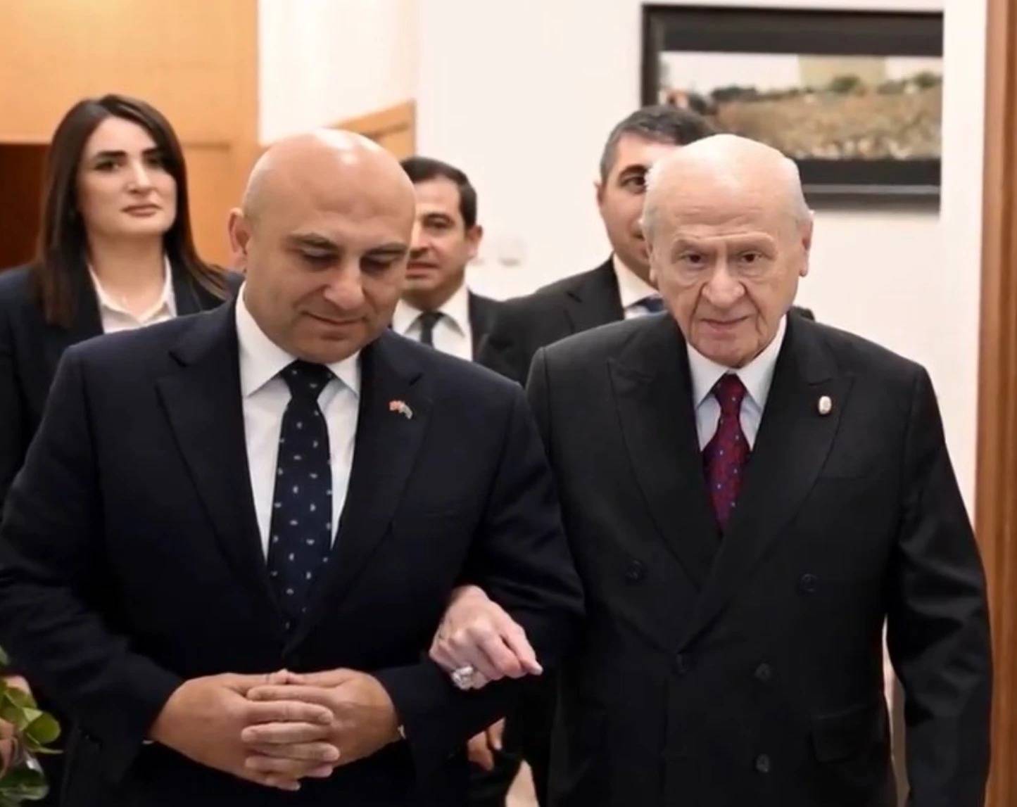  Bahçeli, MHP Genel Merkezi'nde Azerbaycan'ın Ankara Büyükelçisi Reşad Mammadov'u kabul etti (MHP- X hesabı)