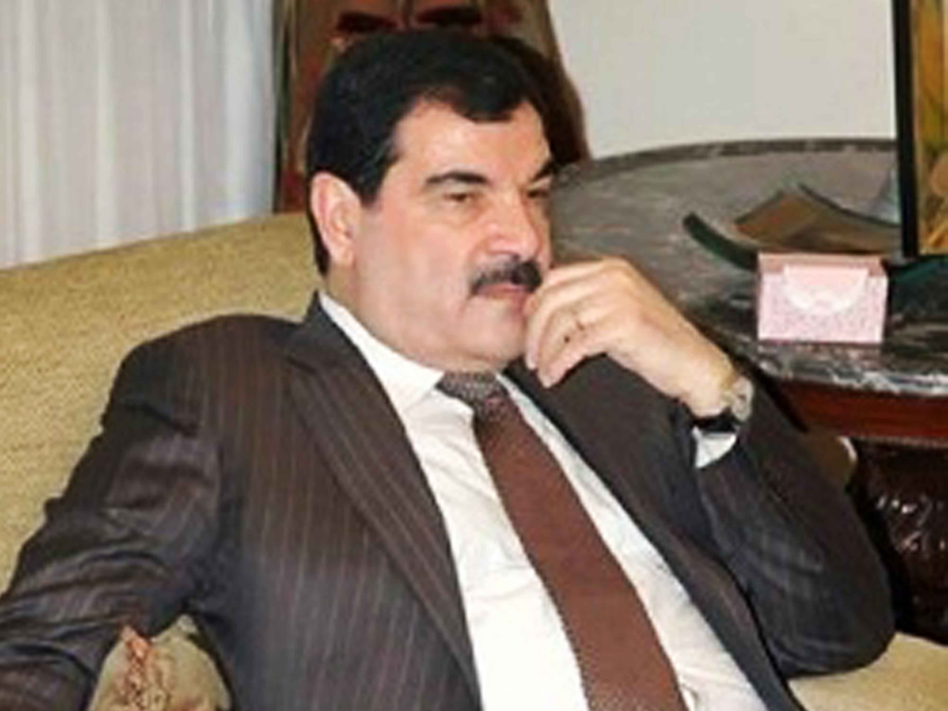 Aileye katılan ancak ailenin bir parçası haline gelmeyen damat.