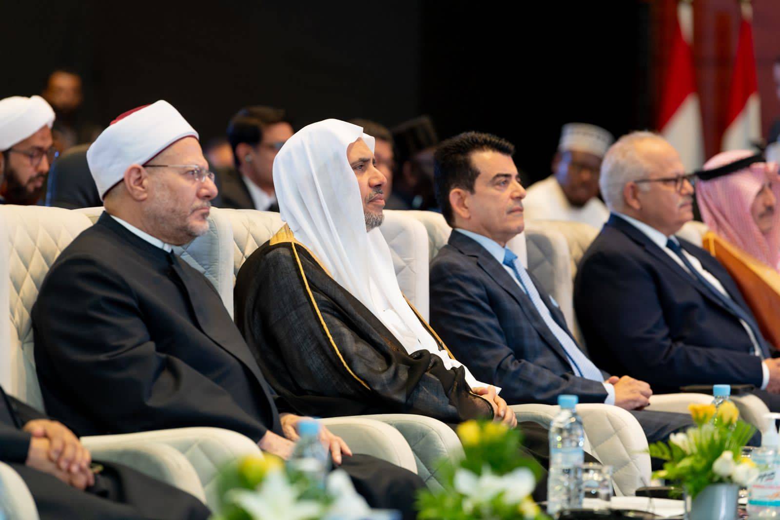İslam Üniversiteleri Birliği Başkanı, ISESCO Genel Müdürü ve Mısır Baş Müftüsü. (Şarku’l Avsat)