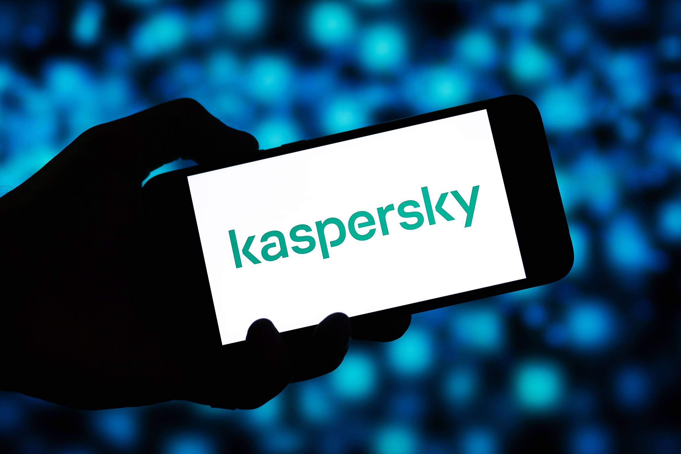 Fotoğraf Altı: Kaspersky uzmanları, kişisel bilgileri keşfetmek ve gerekli korumayı sağlamak için güvenilir bir güvenlik duvar kurulmasını tavsiye ediyor. (Shutterstock)